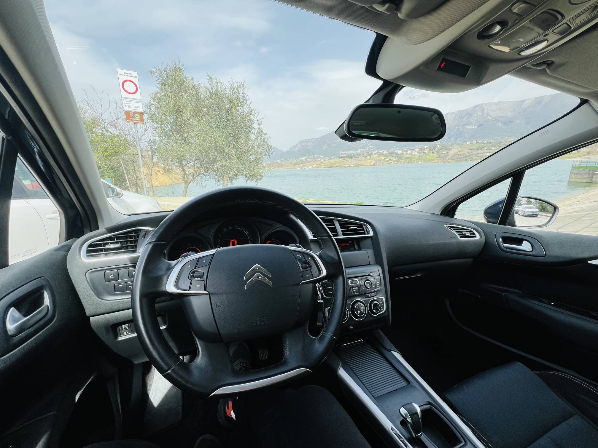 Citroen C4 - photo 3