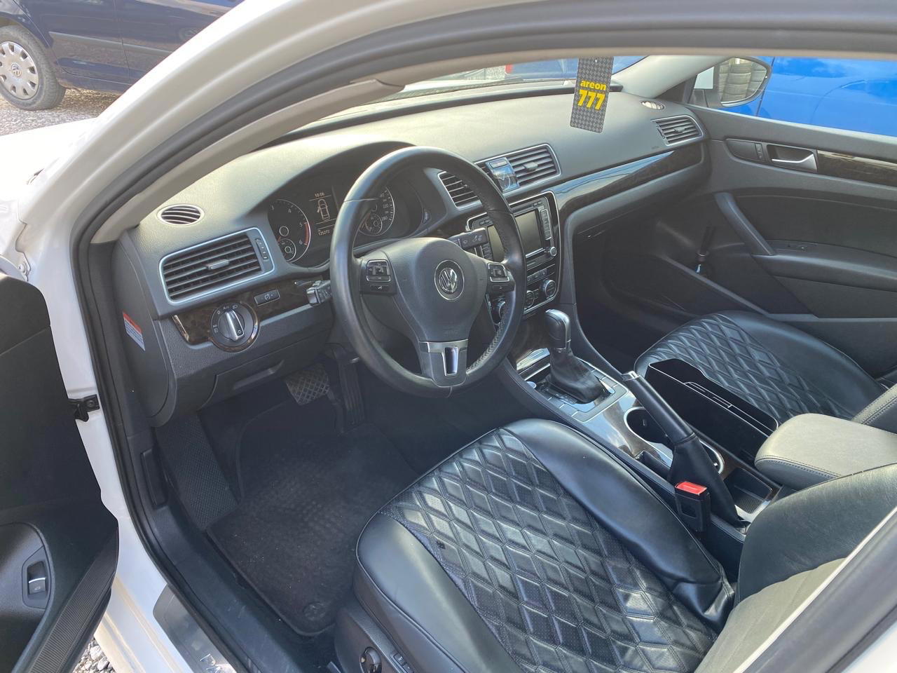 Volkswagen Passat - photo 4