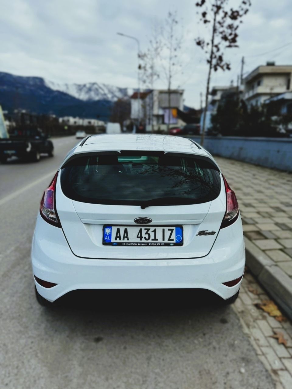 Ford Fiesta - photo 4