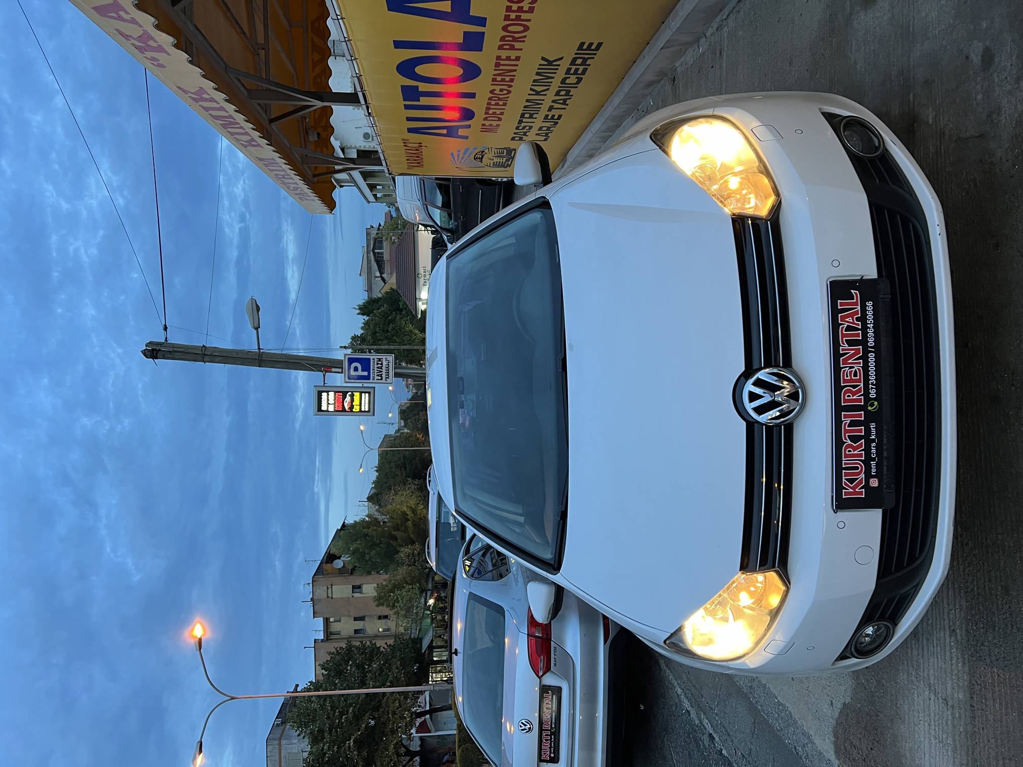 Volkswagen Golf - main photo