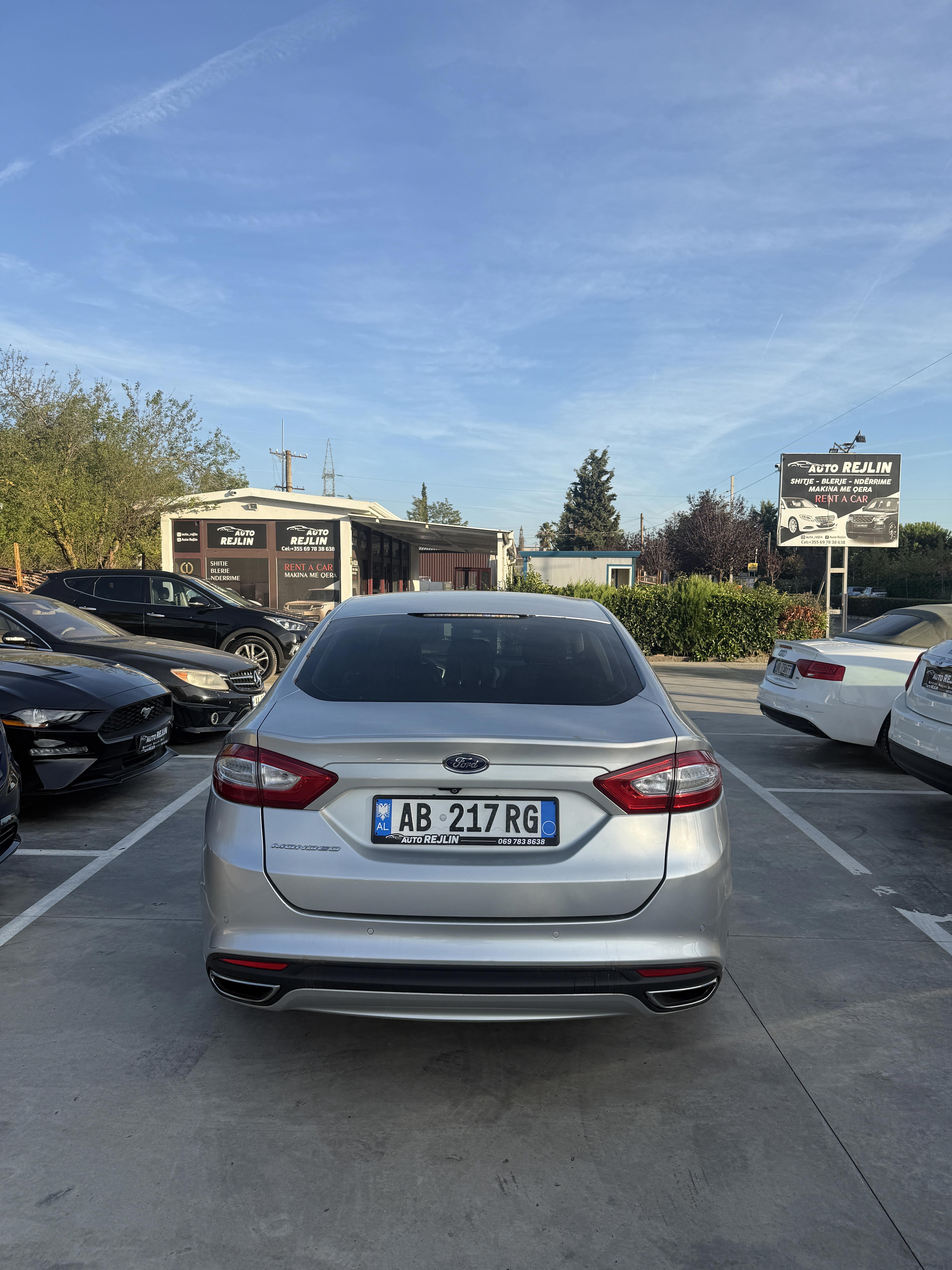 Ford Focus - photo 3