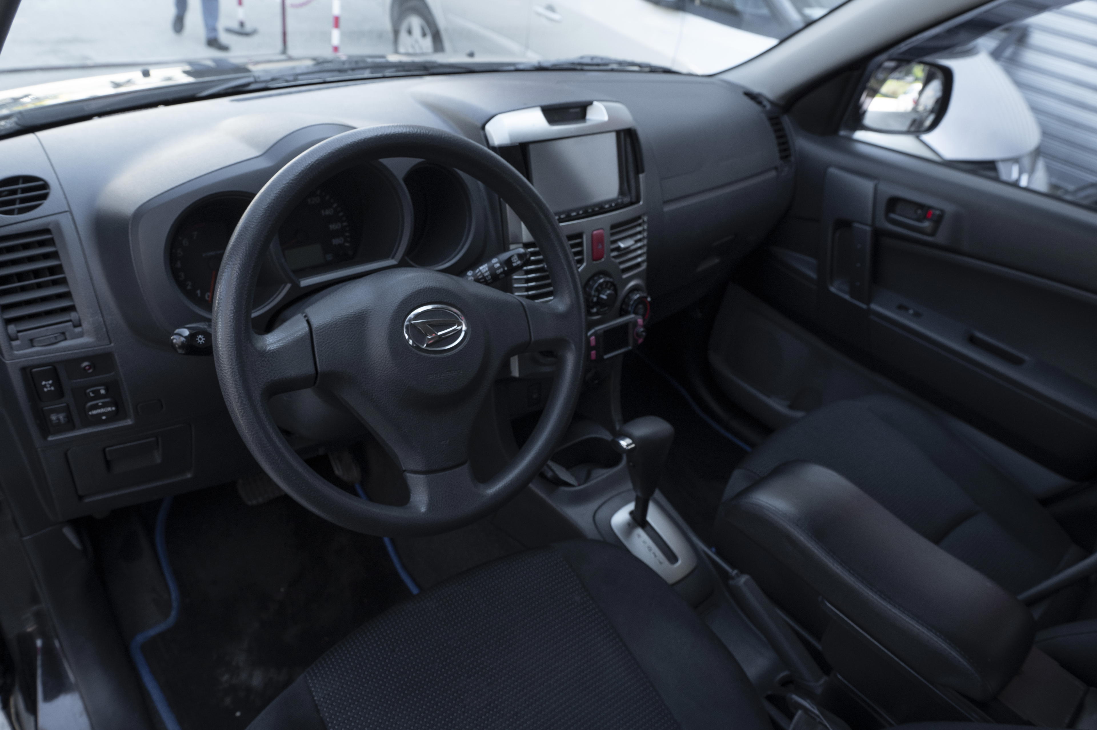 Daihatsu Rocky - photo 3