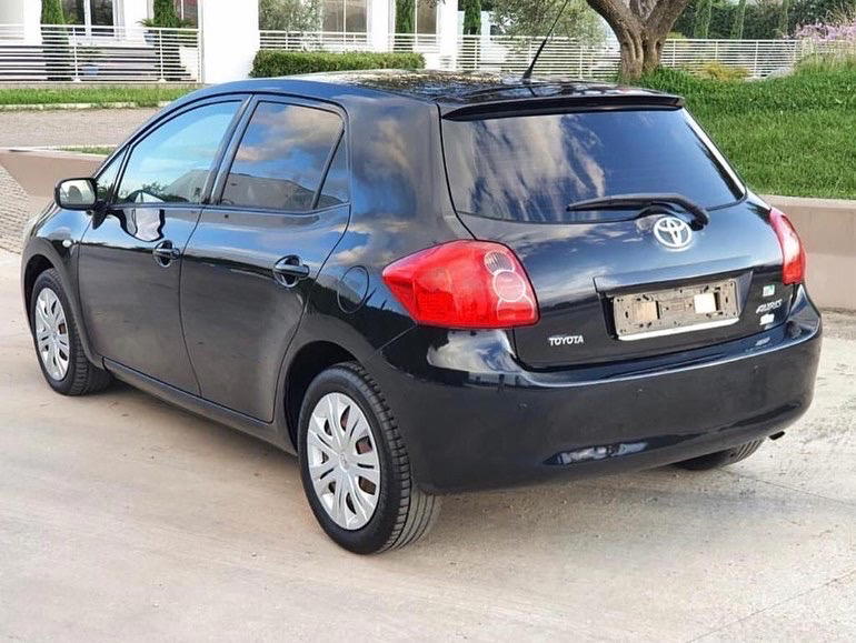 Toyota Auris - photo 4