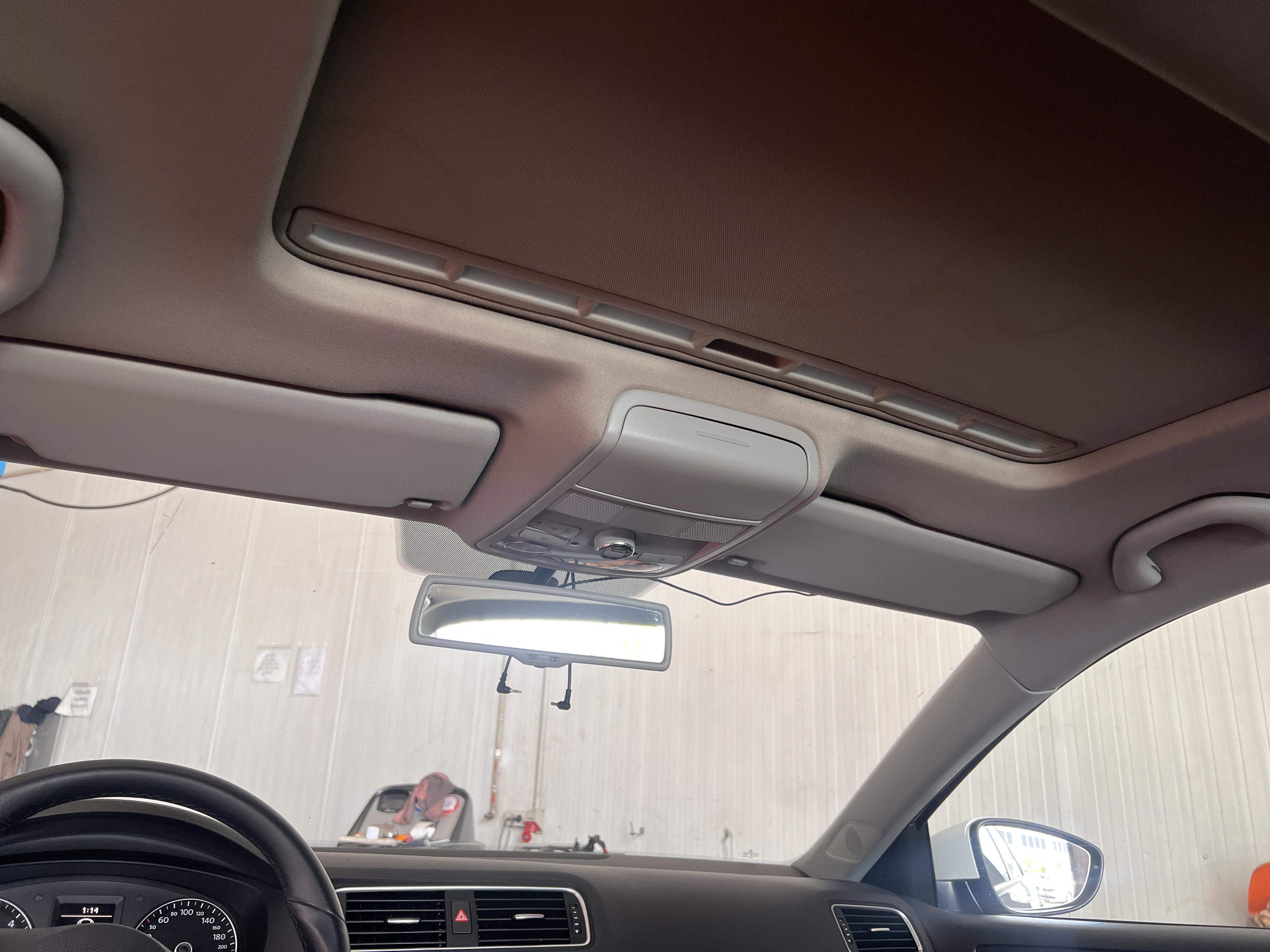 Volkswagen Jetta - photo 4