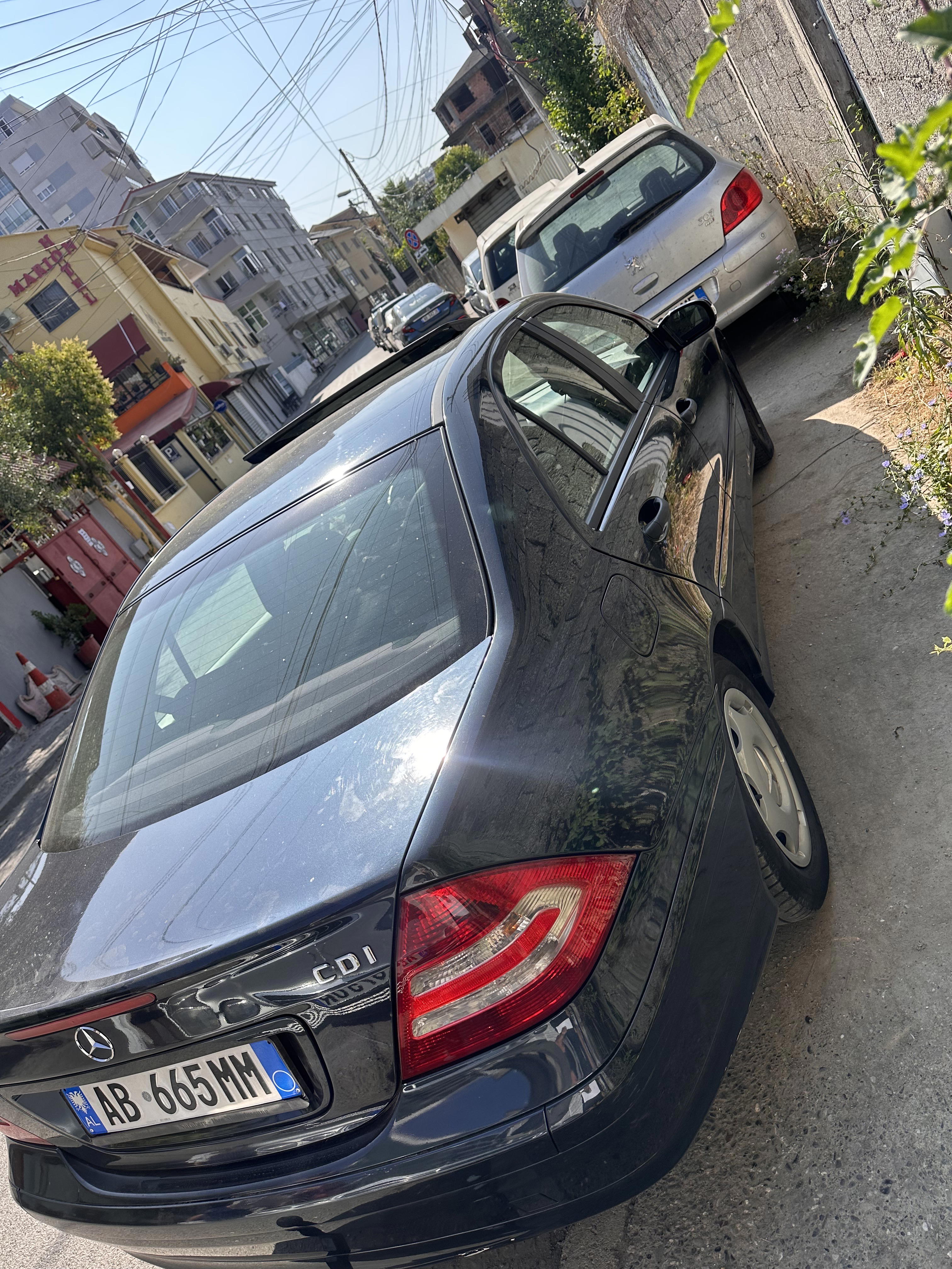 Mercedes-Benz C-Class - photo 3