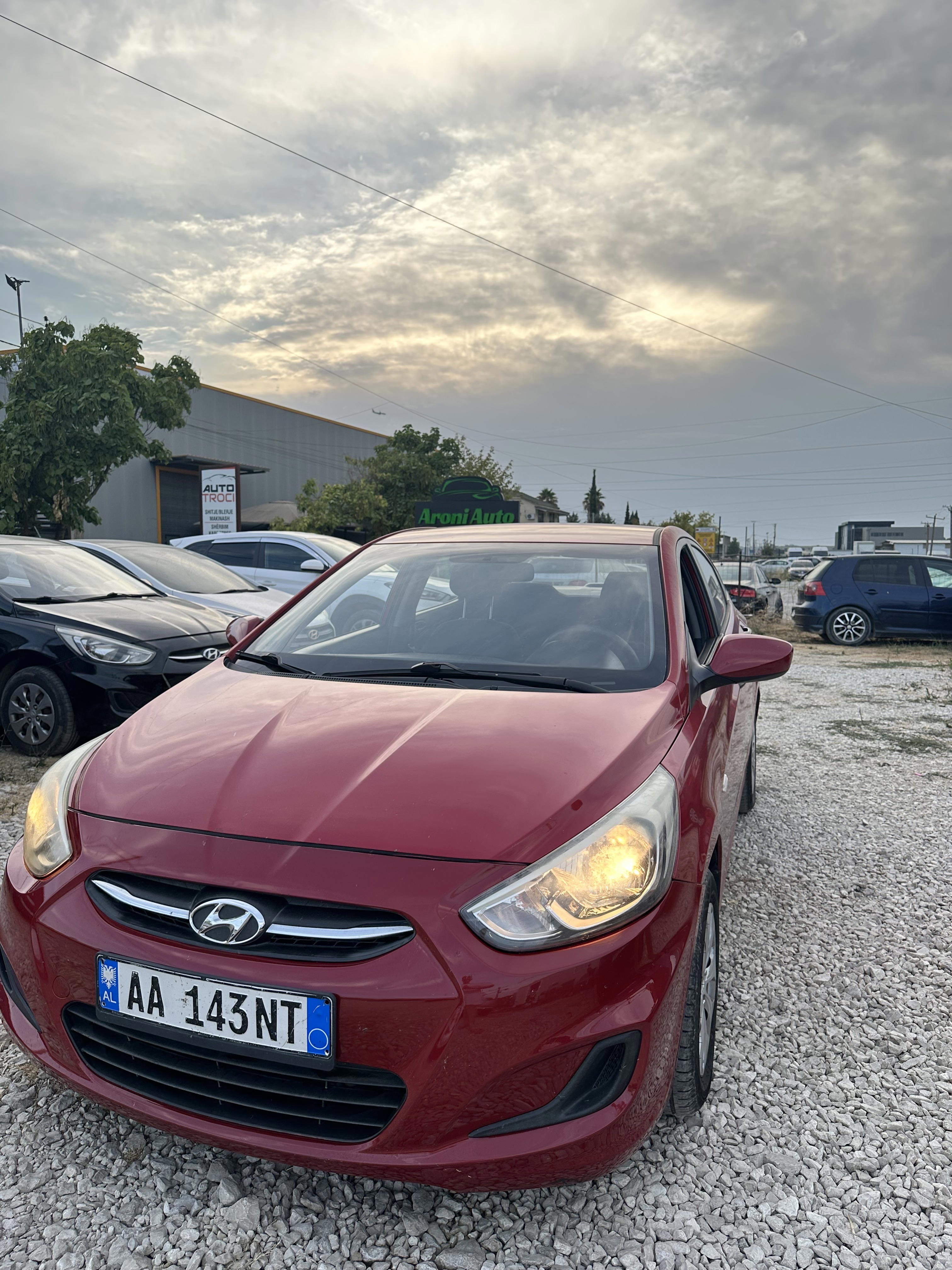 Hyundai Accent RentX Albania