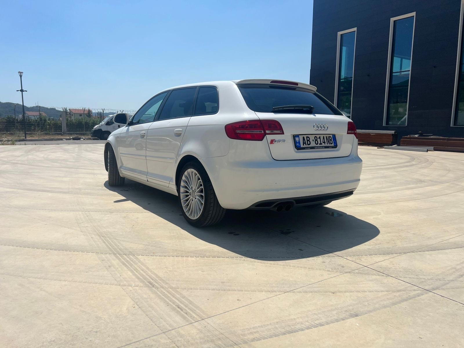 Audi A3 Sportback - side view