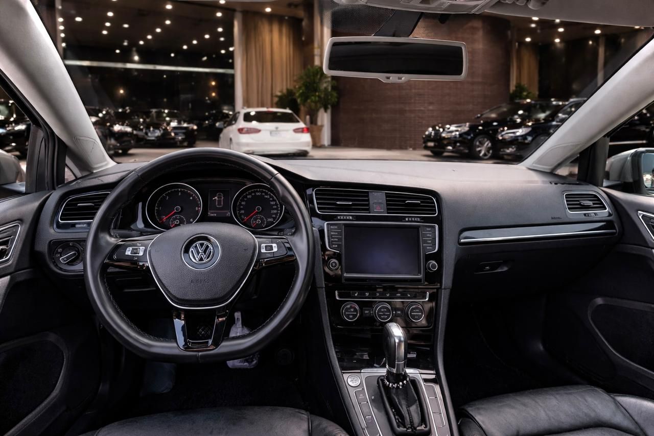 Volkswagen Golf GTI - photo 4