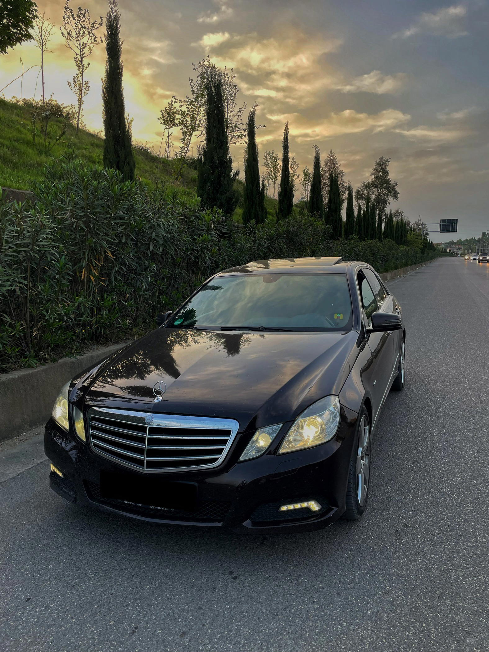 Mercedes-Benz E-Class - photo 3