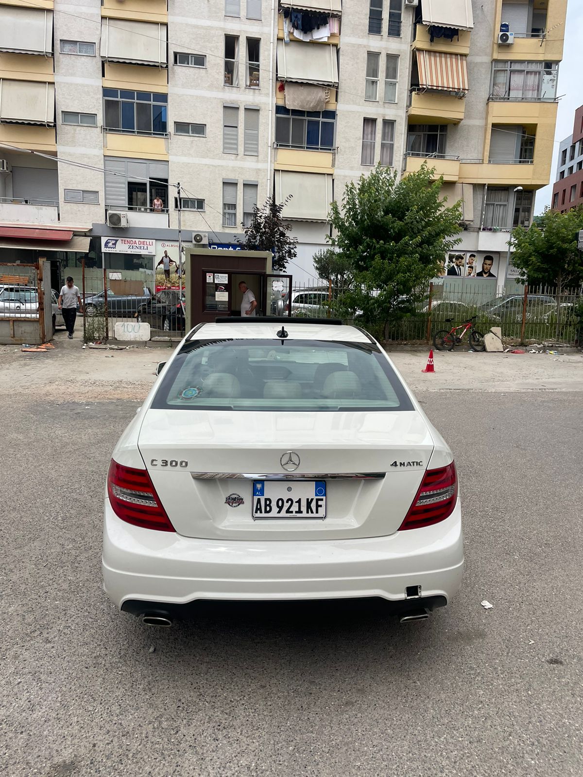 Mercedes-Benz 300 CE - photo 4