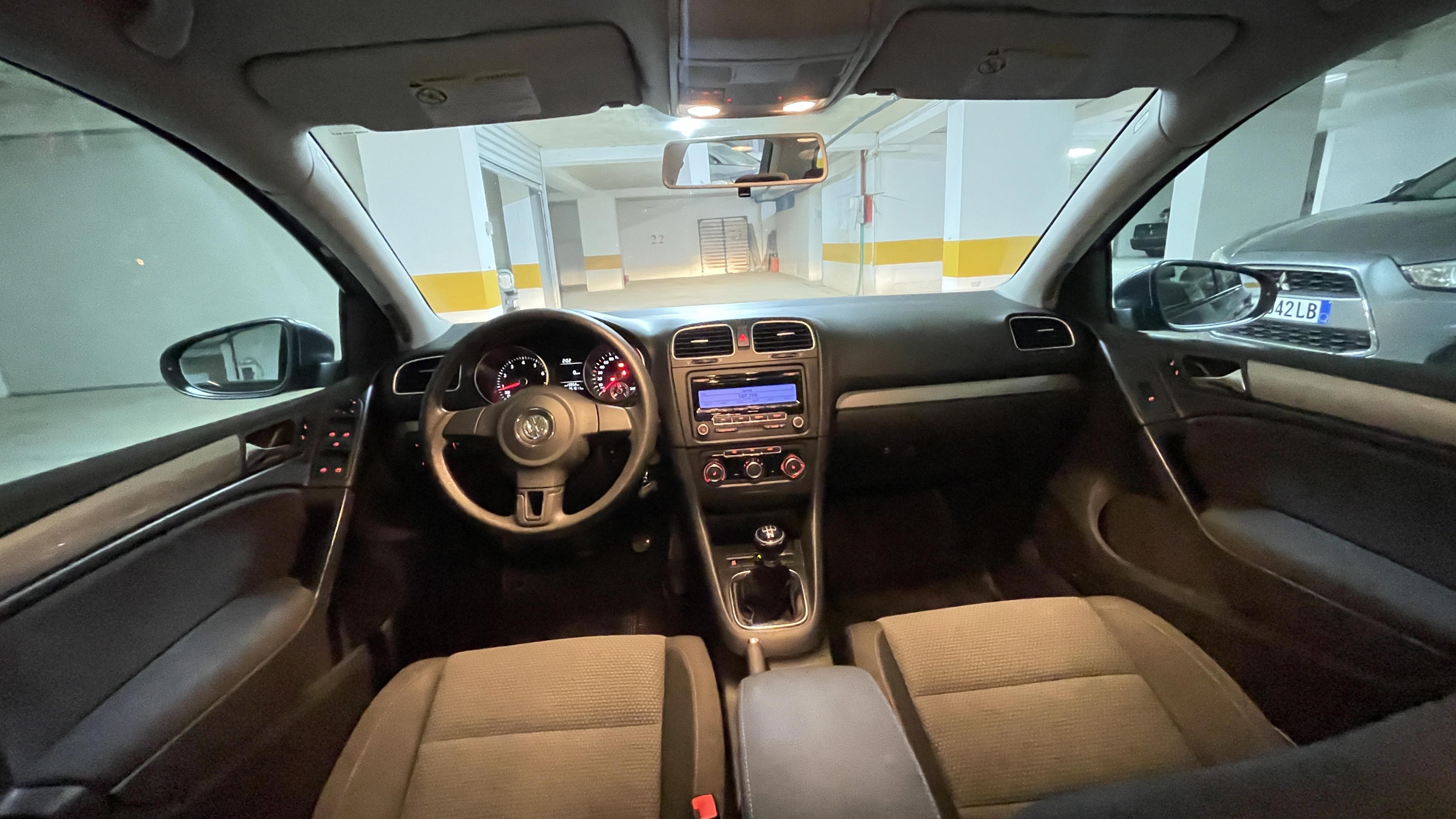 Volkswagen Golf - photo 4