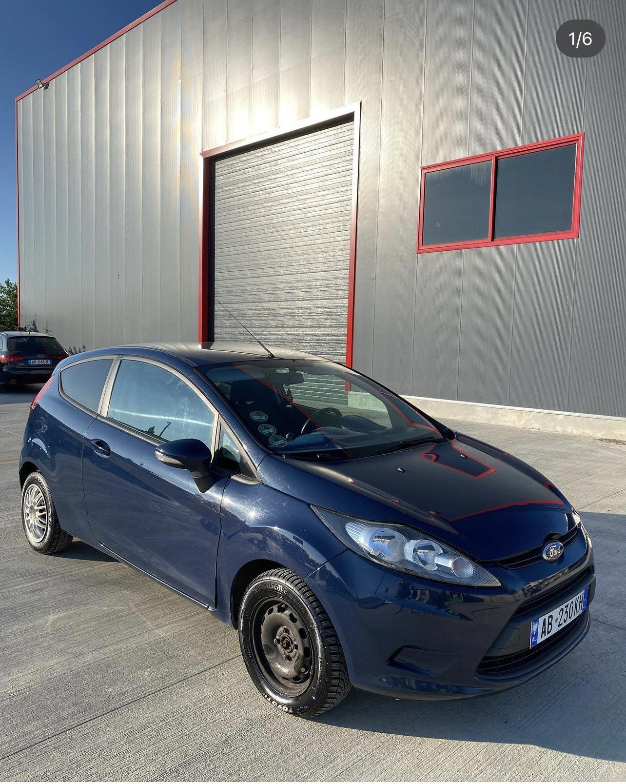 Ford Fiesta - side view