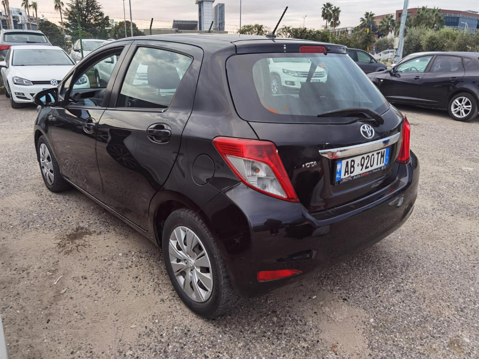 Toyota Yaris iA - photo 4