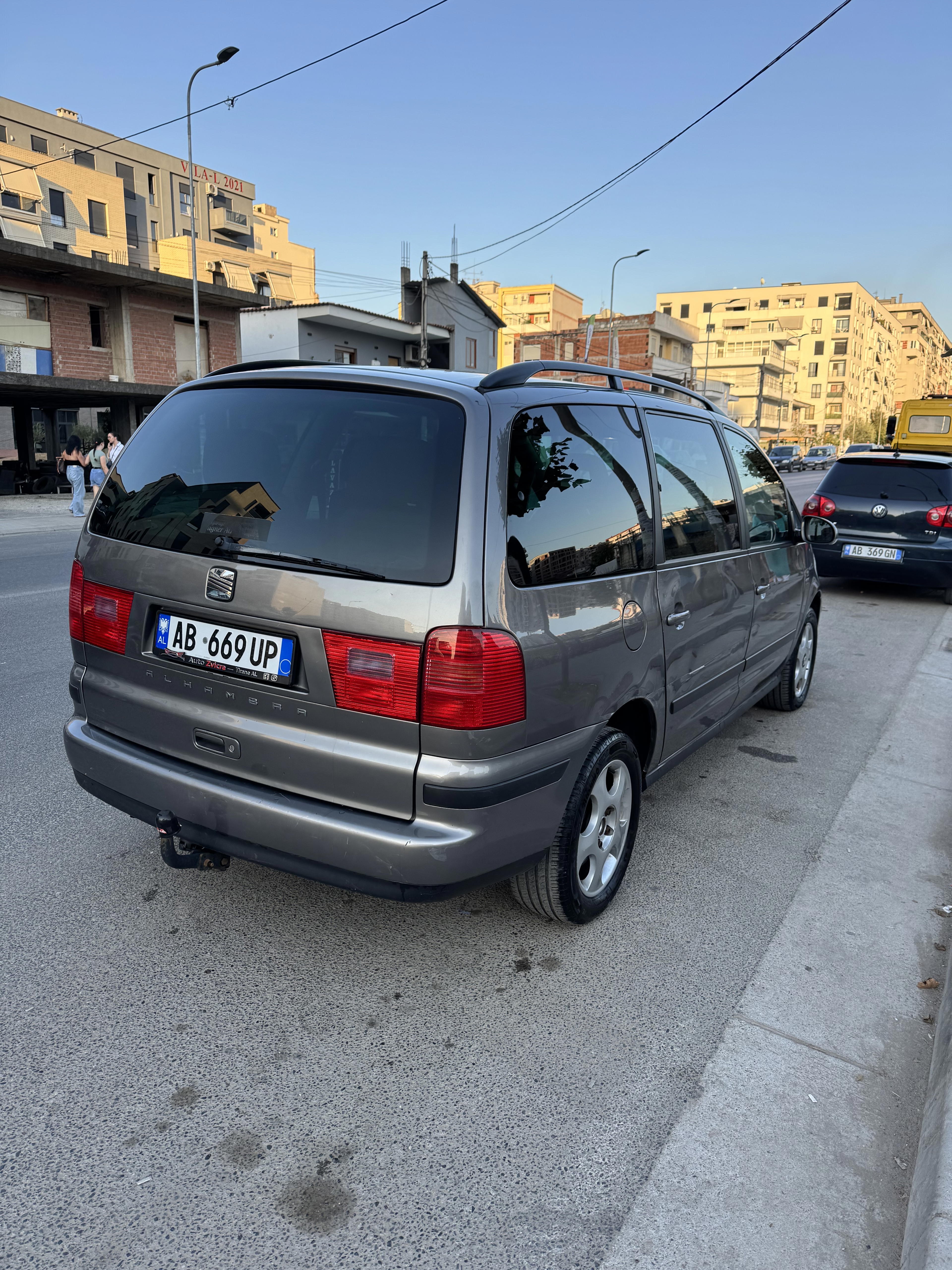 Seat Alhambra - photo 3