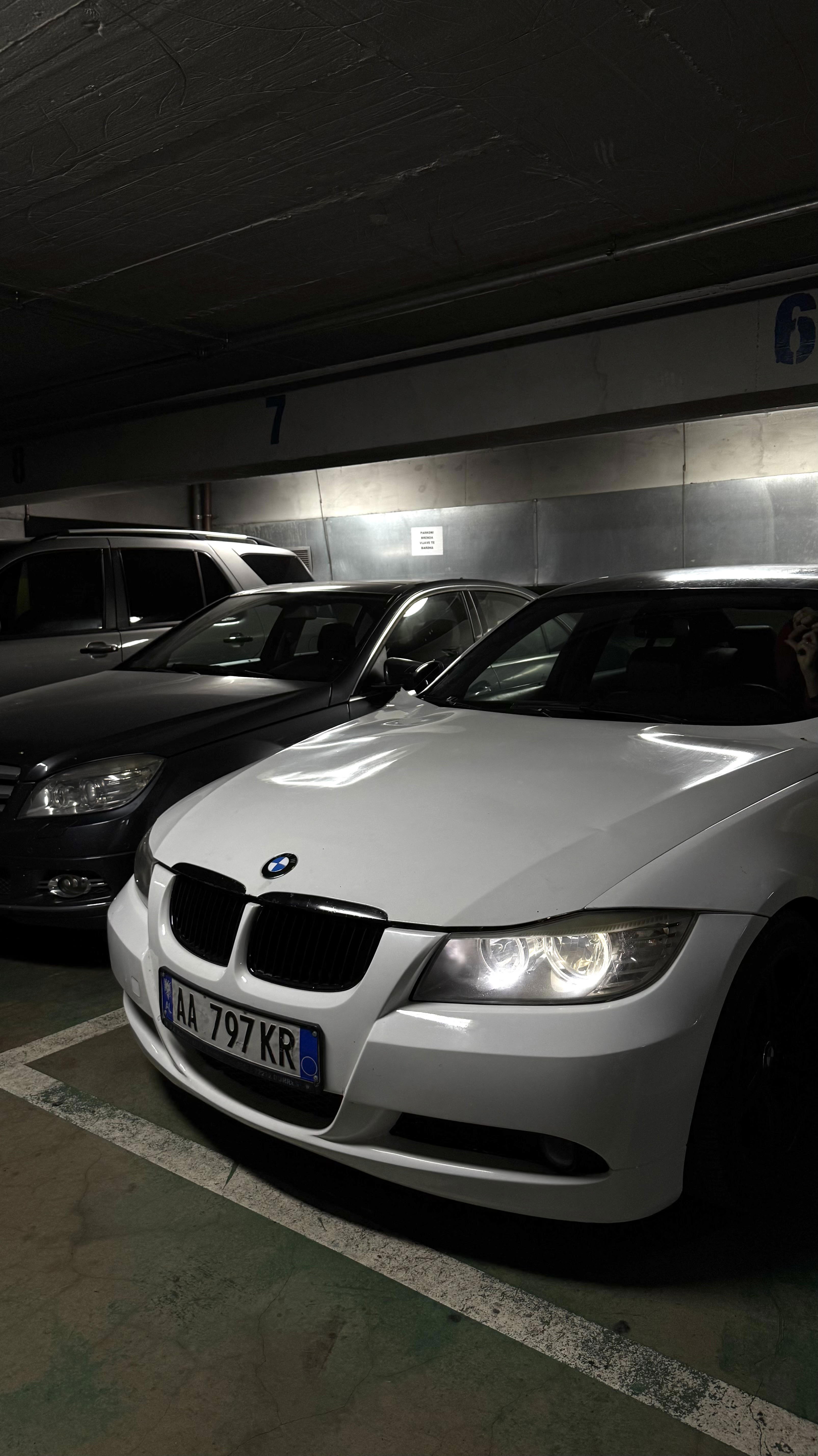 BMW 3 Series - main photo