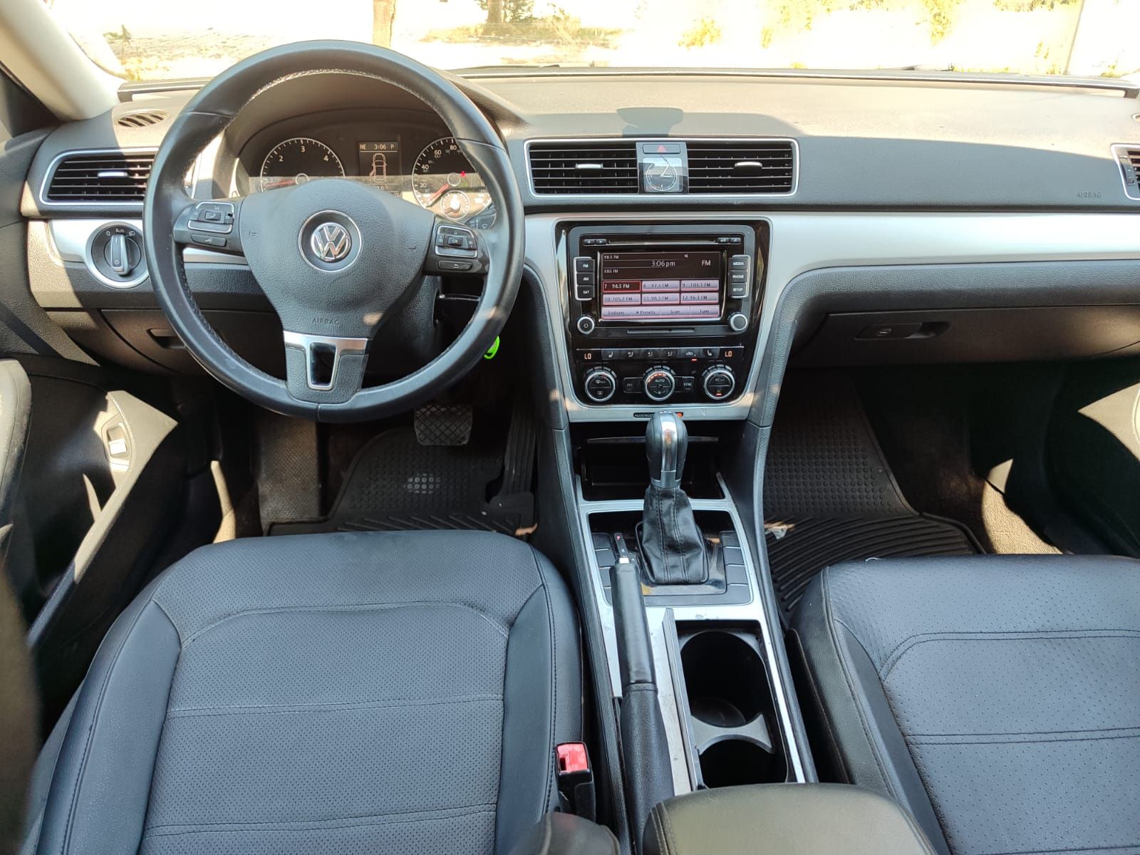 Volkswagen Passat - photo 3