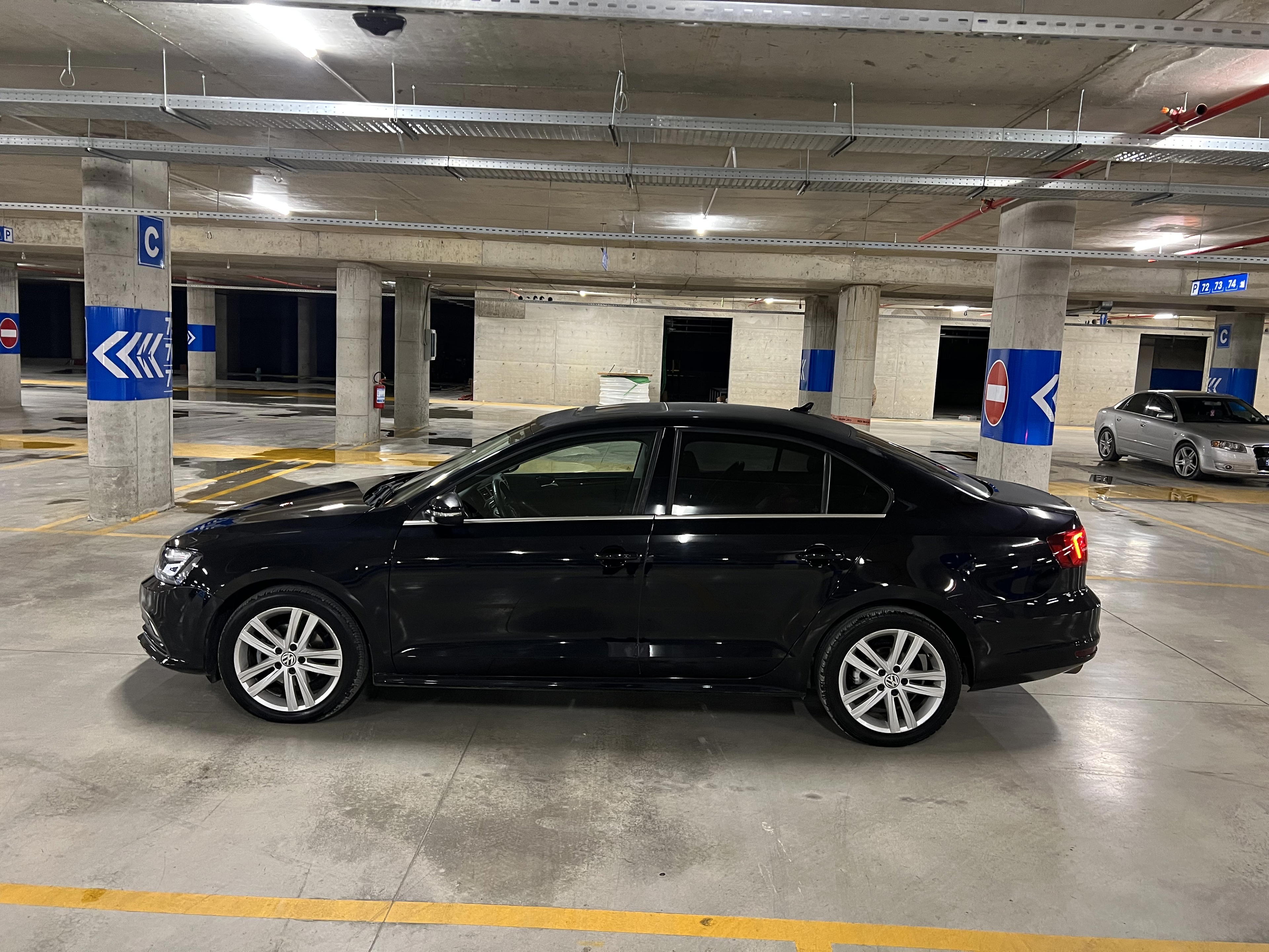Volkswagen Jetta - photo 4