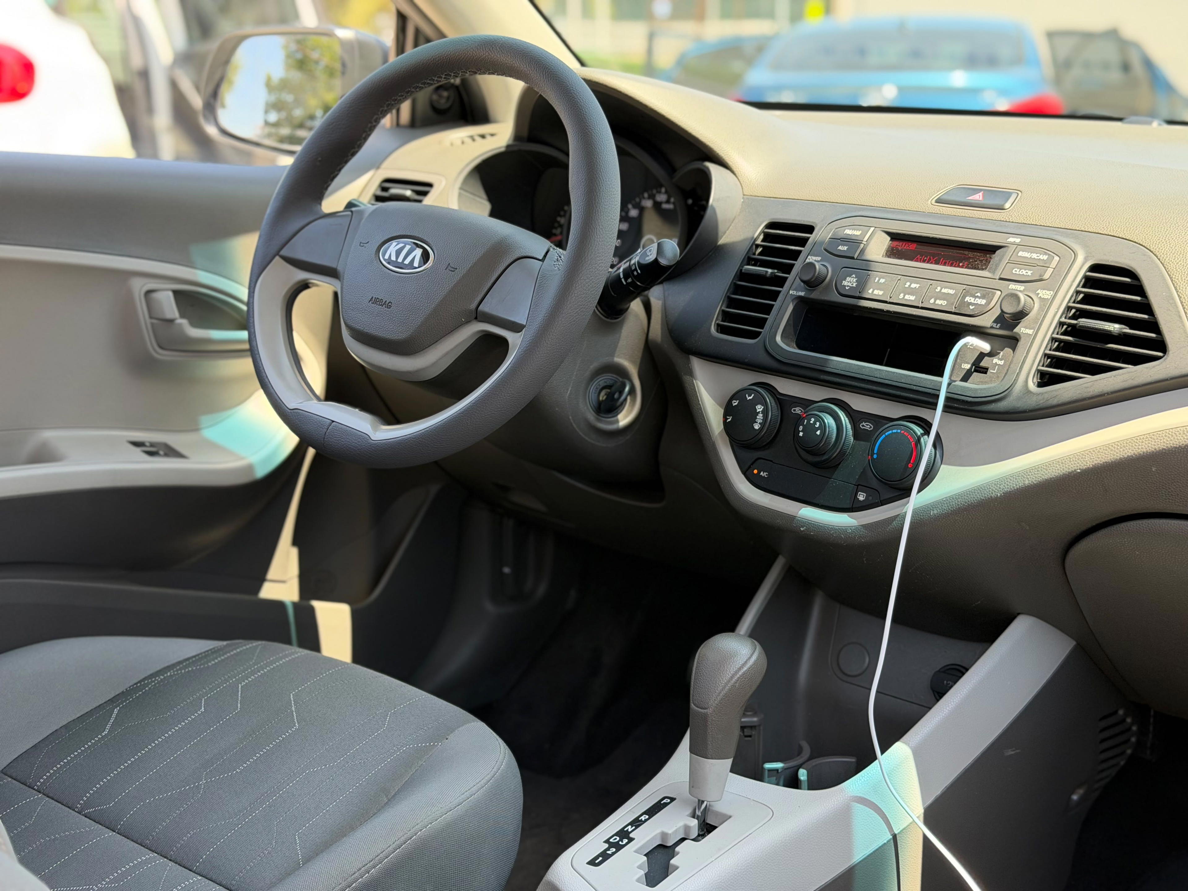 Hyundai i10 - photo 4