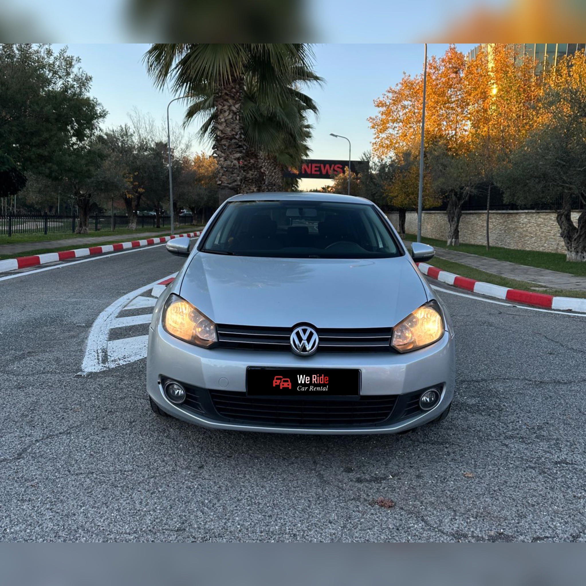 Volkswagen Golf - main photo