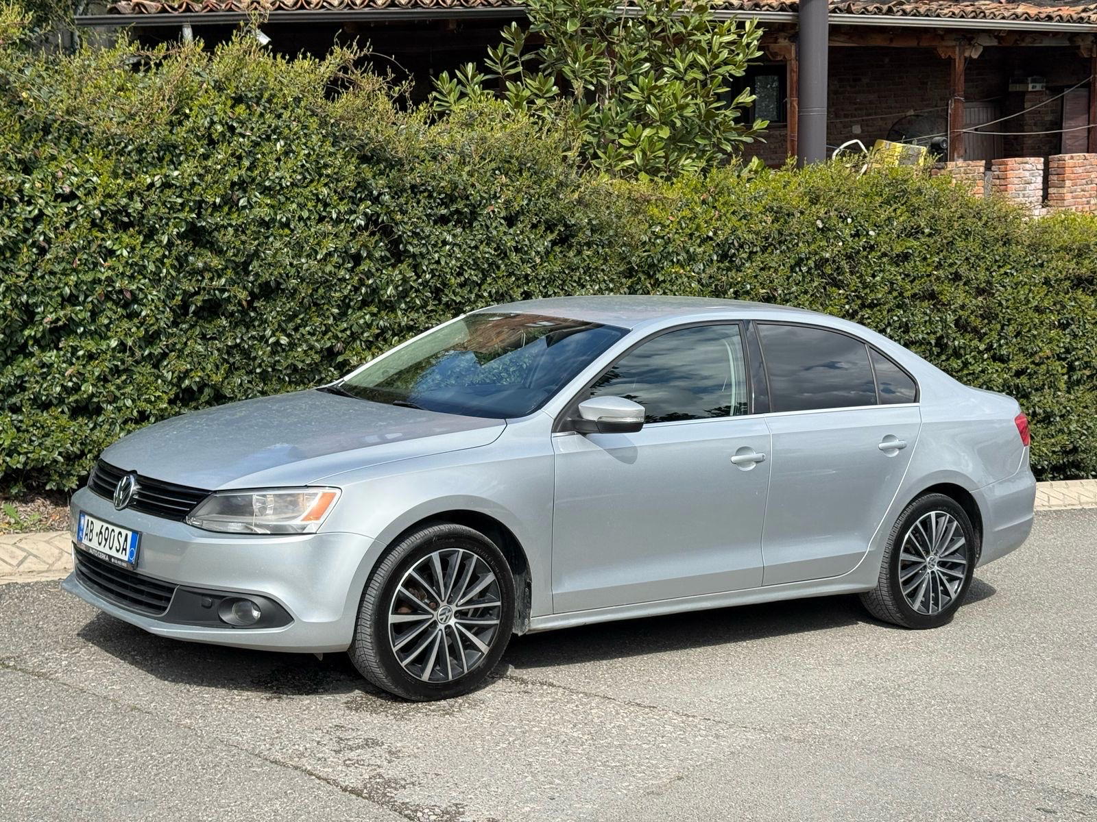 Volkswagen Jetta - photo 3