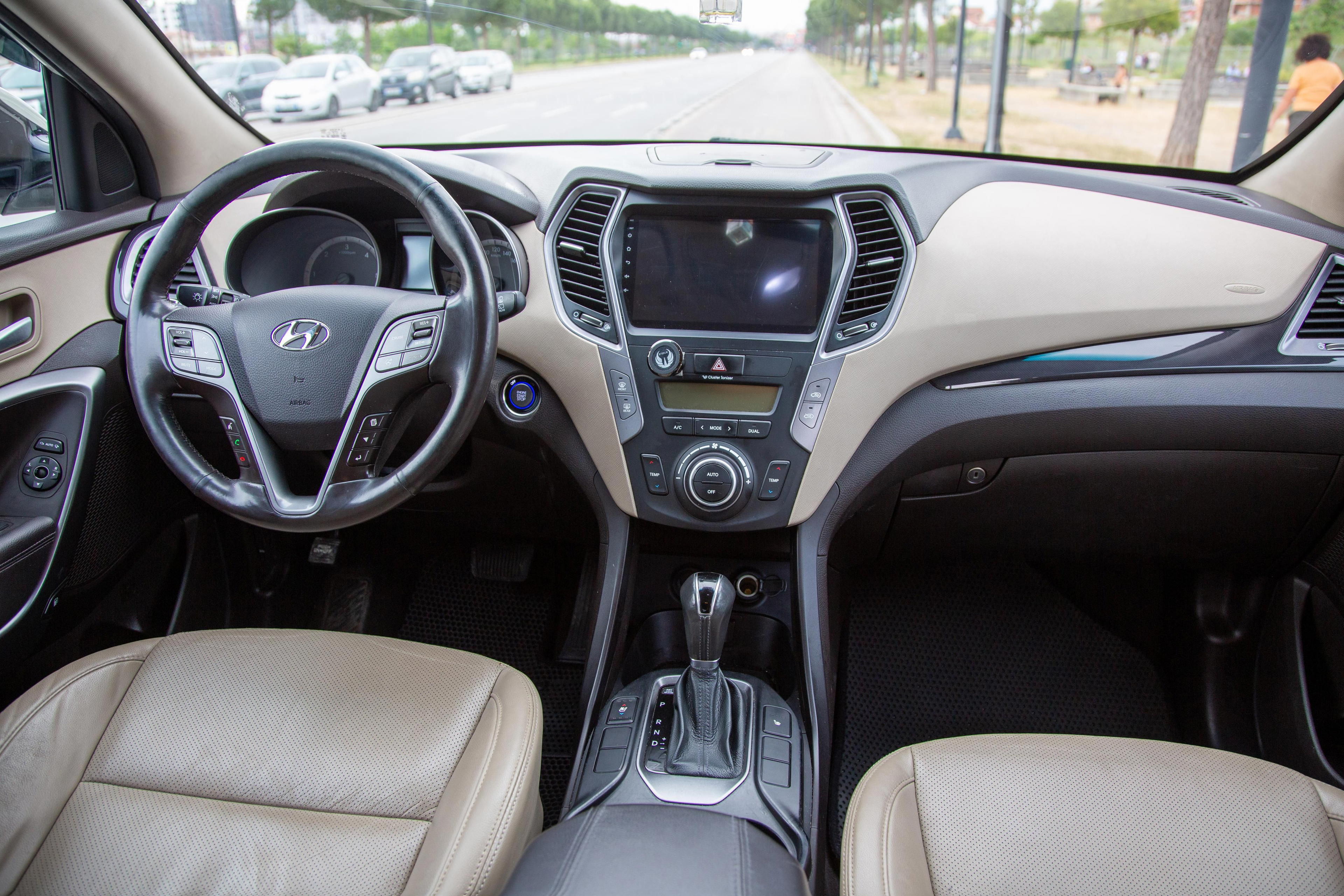 Hyundai Santa Fe XL - photo 3