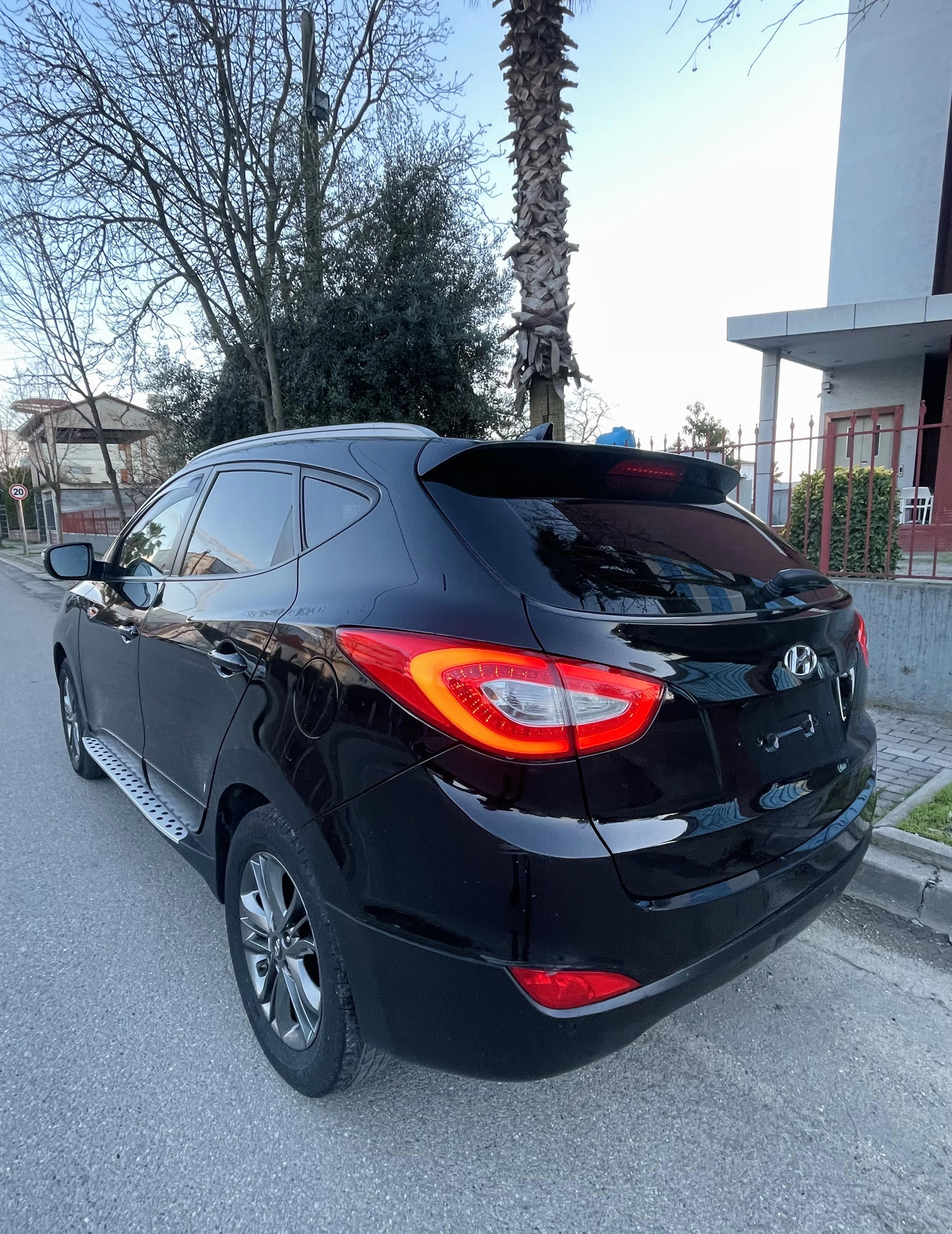 Hyundai Tucson - photo 4