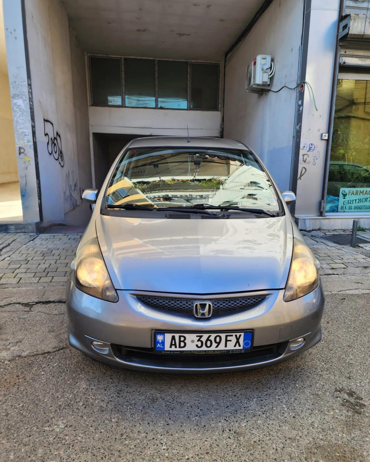 Honda Jazz - main photo