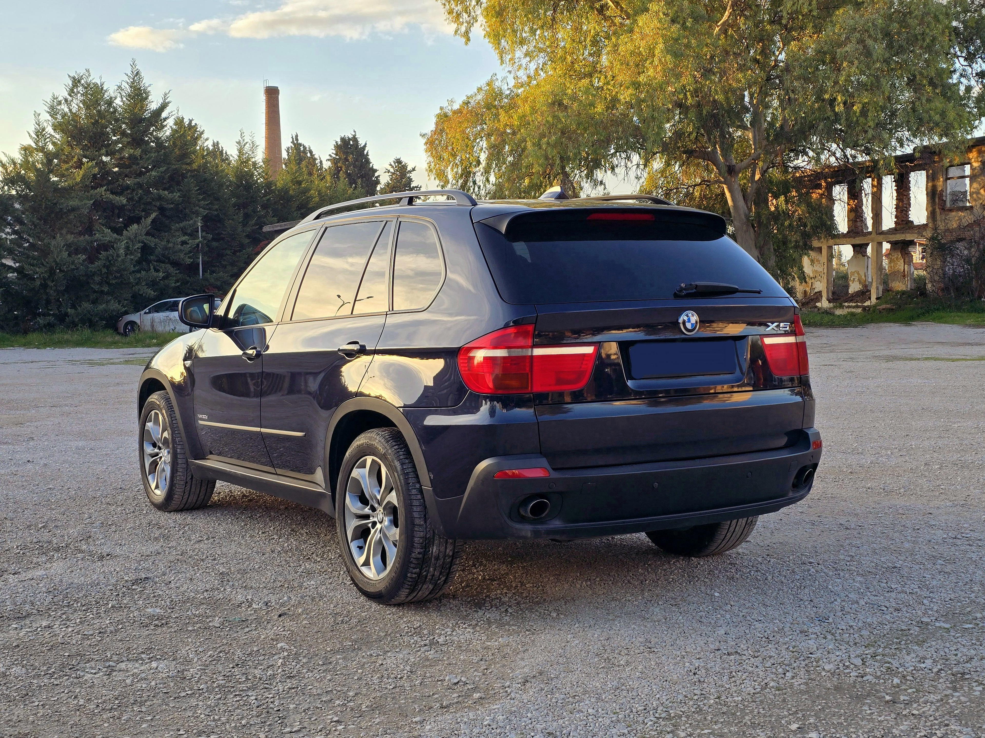 BMW X5 - photo 3