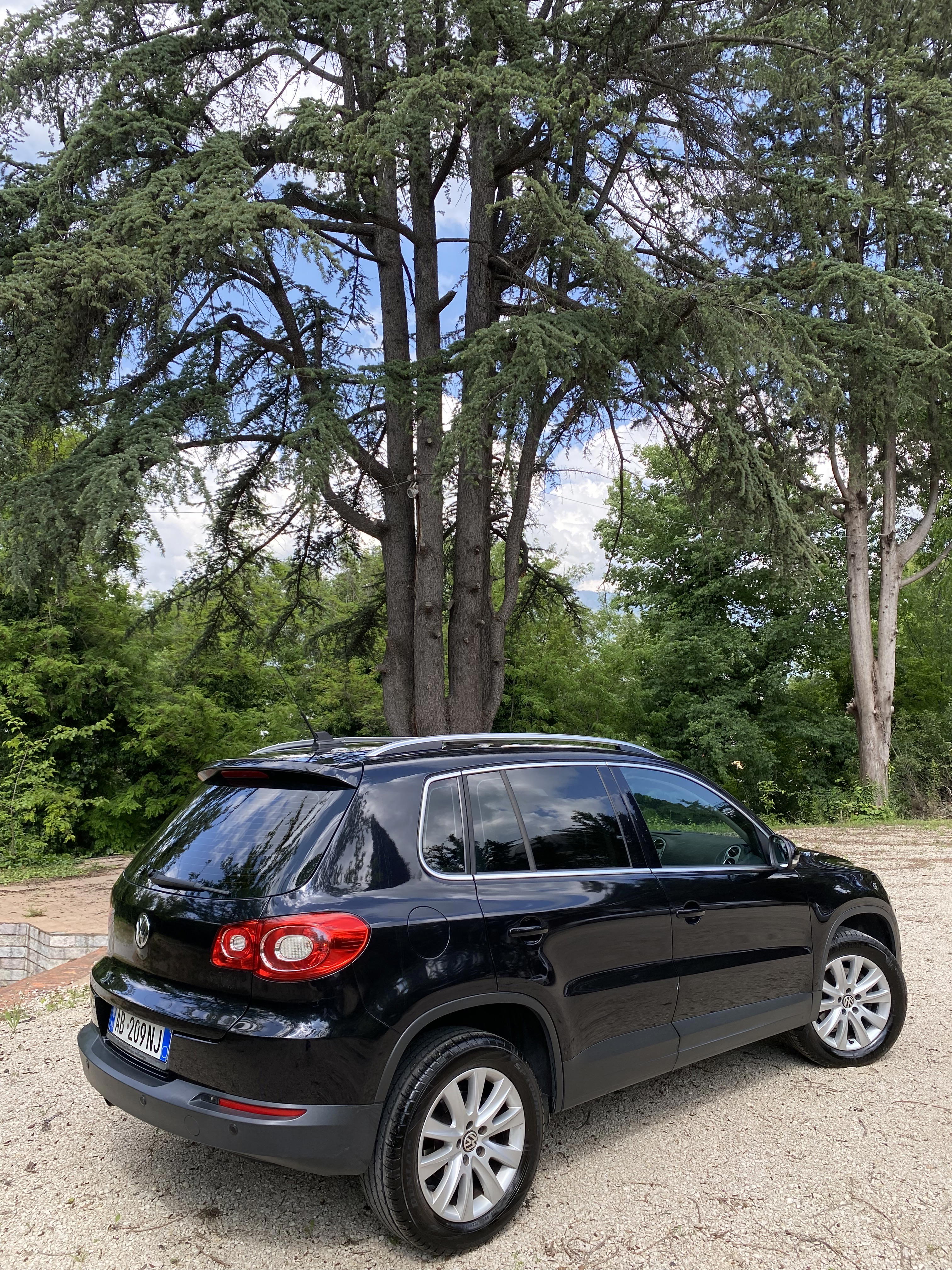 Volkswagen Tiguan - photo 3