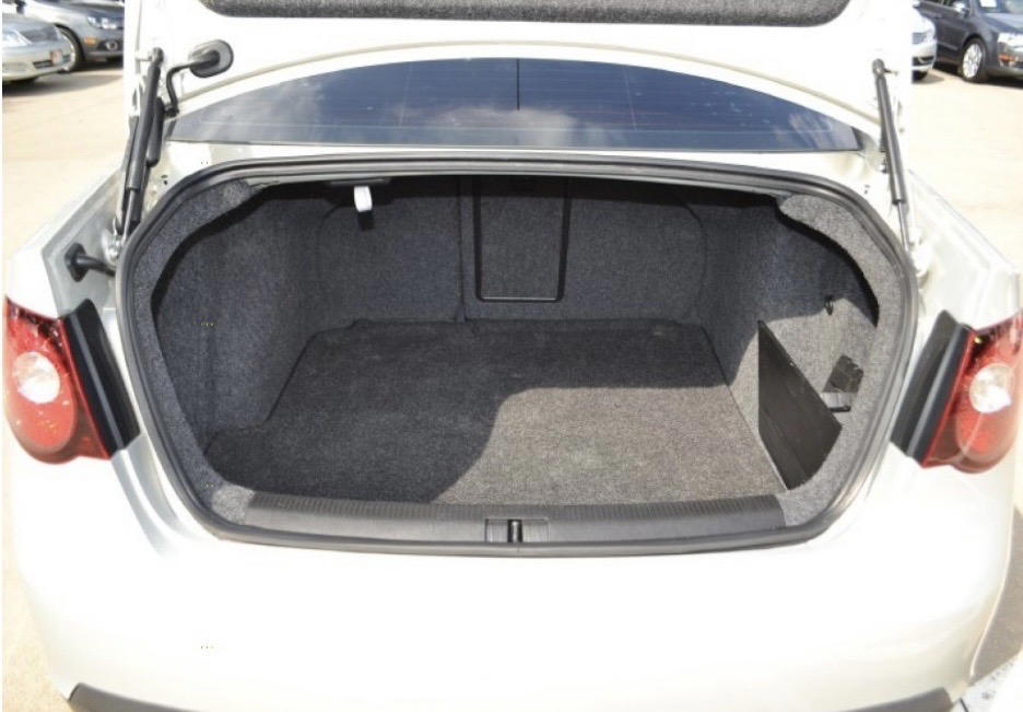 Volkswagen Jetta - photo 3