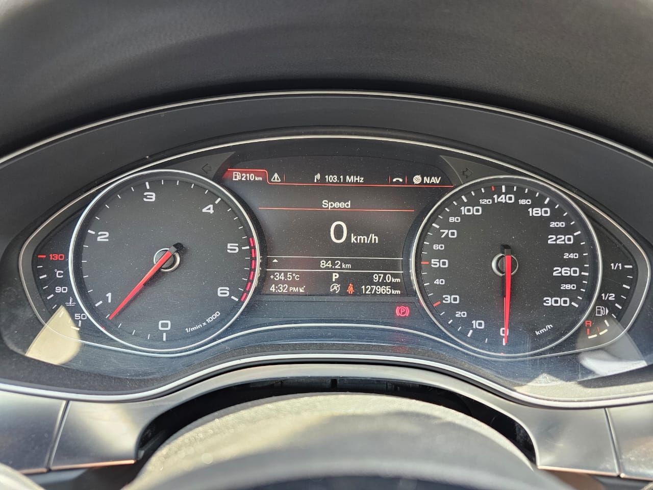 Audi A6 - photo 4