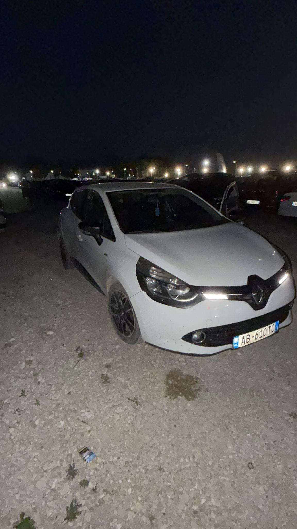 Renault Clio - main photo