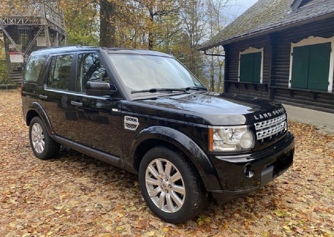 Land Rover Discovery for rent