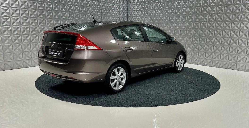 Honda Insight - photo 4