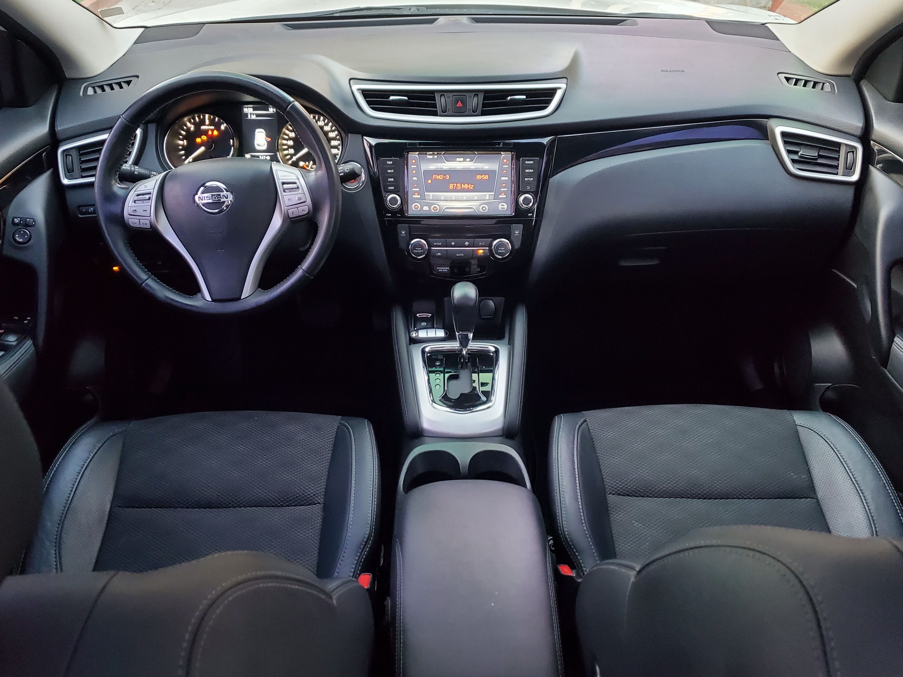 Nissan Qashqai - photo 4
