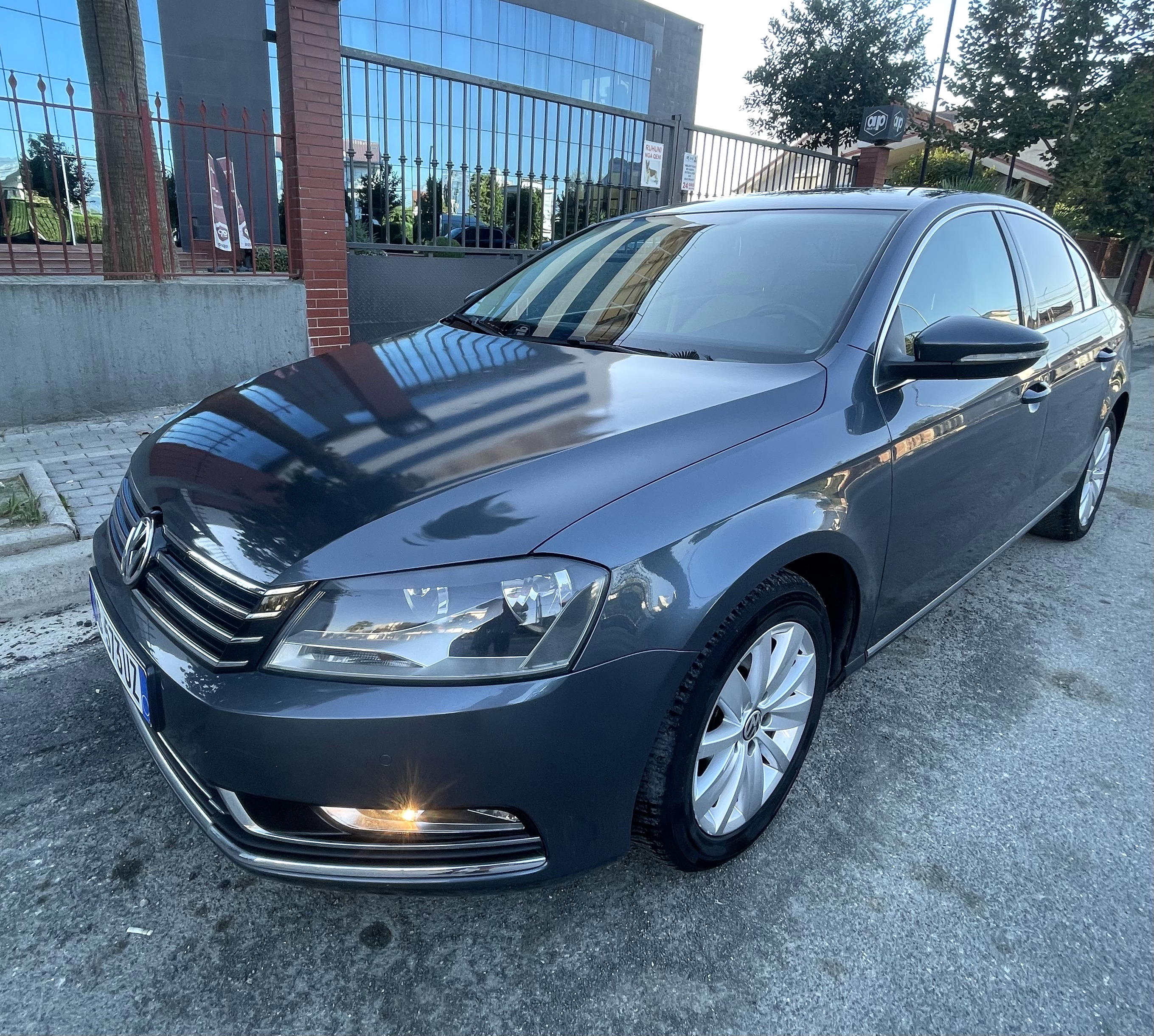 Volkswagen Jetta - main photo