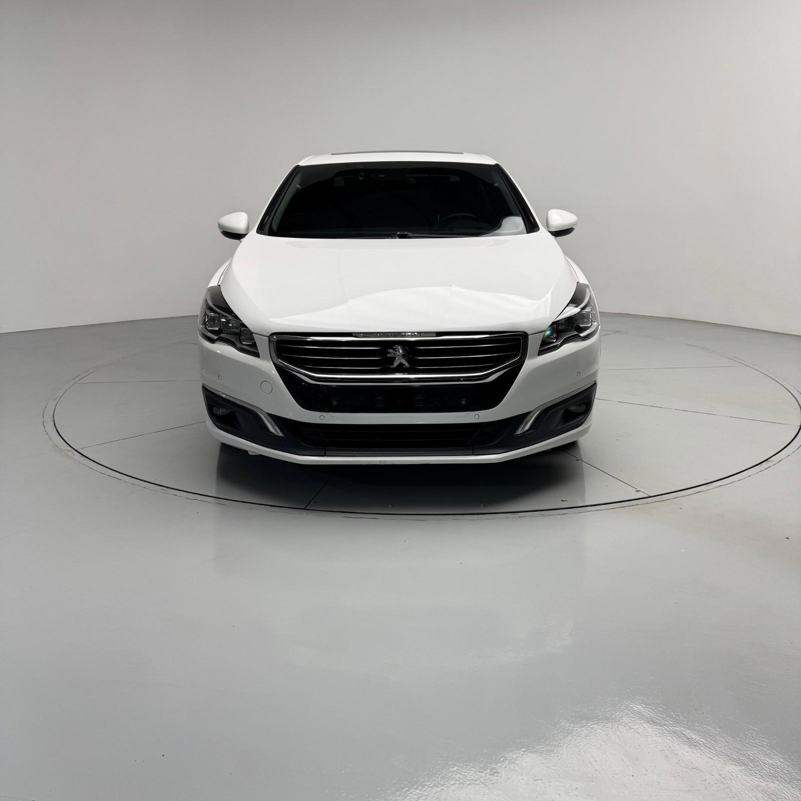 Peugeot 508 - photo 3