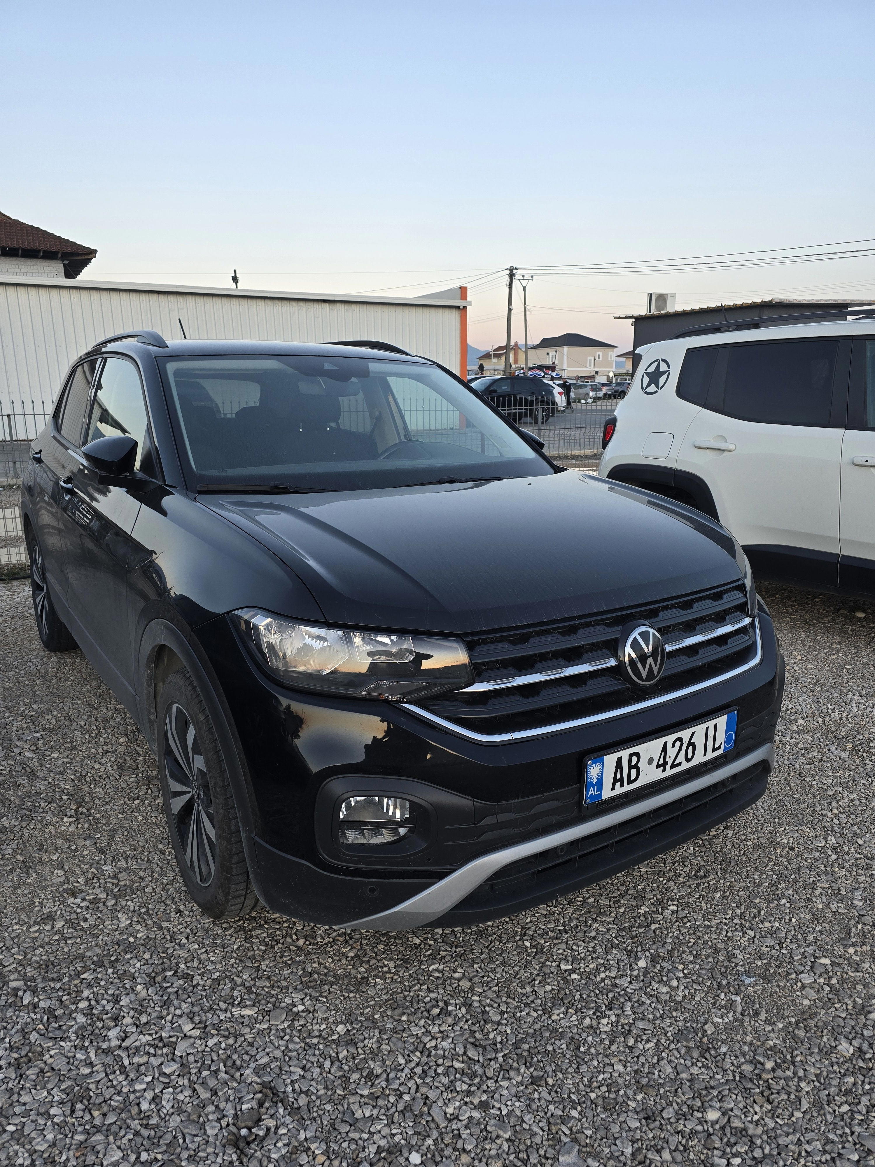 Volkswagen Touareg for rent