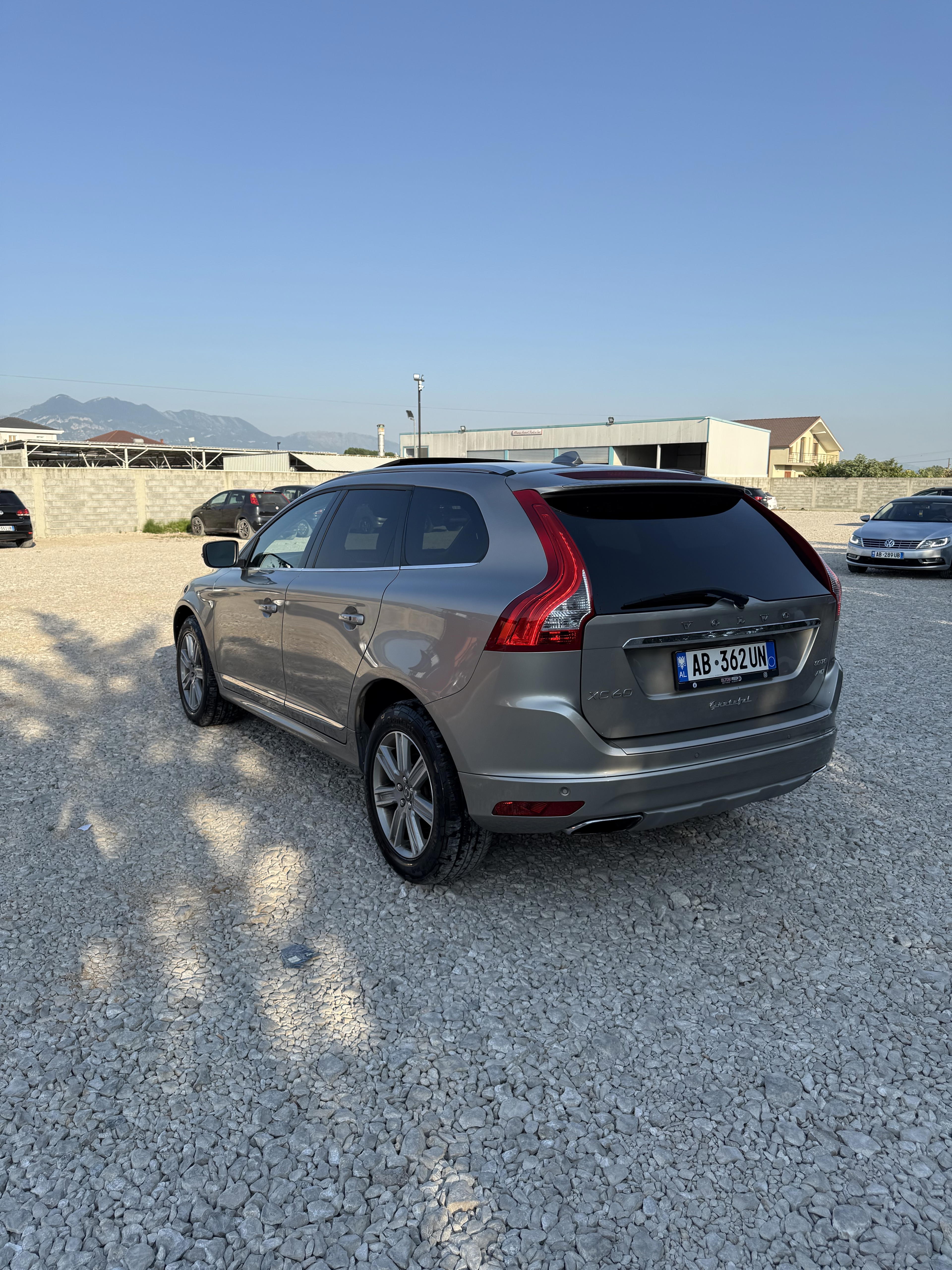 Volvo XC60 - photo 4