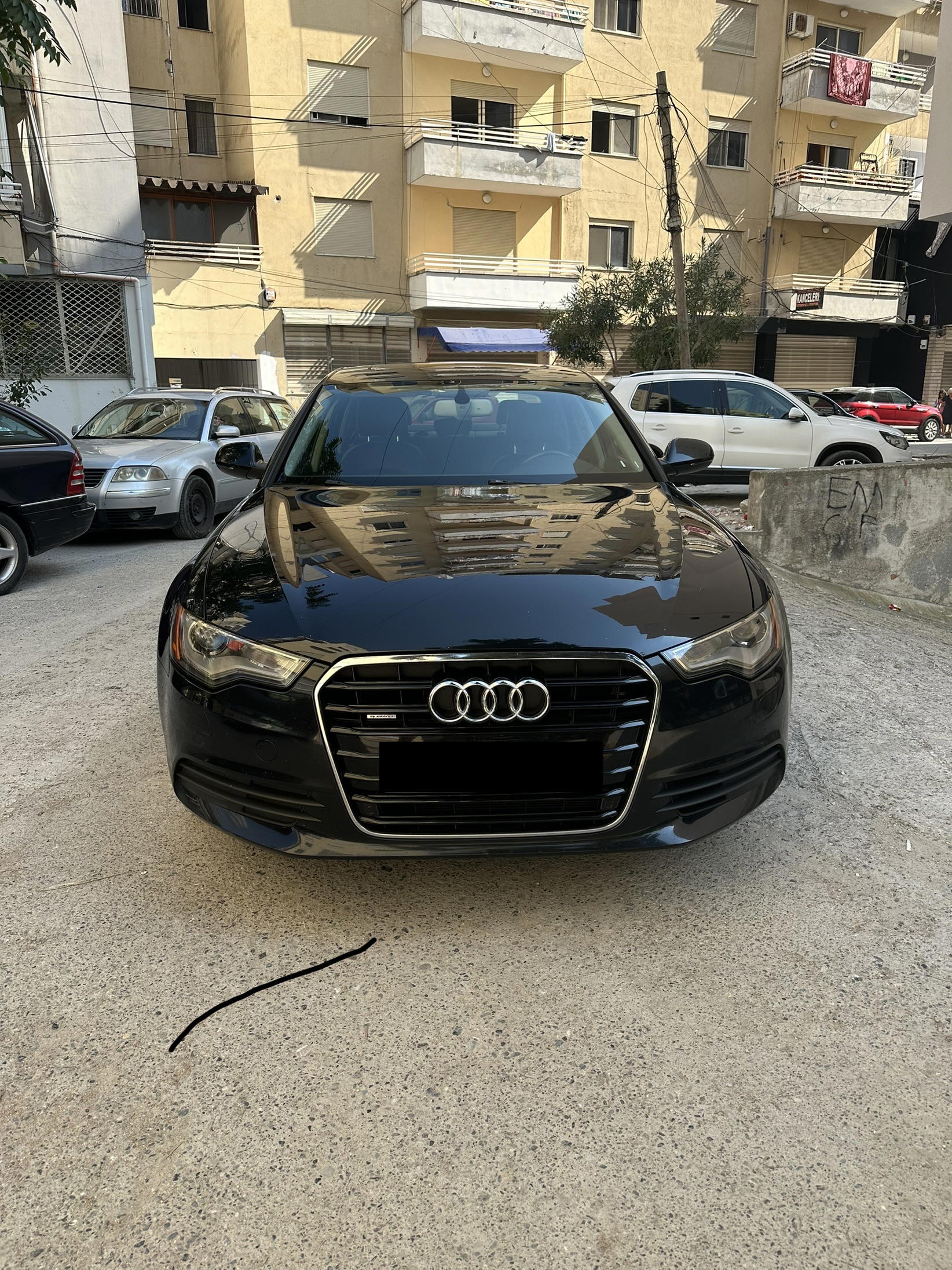 Audi A6 - side view