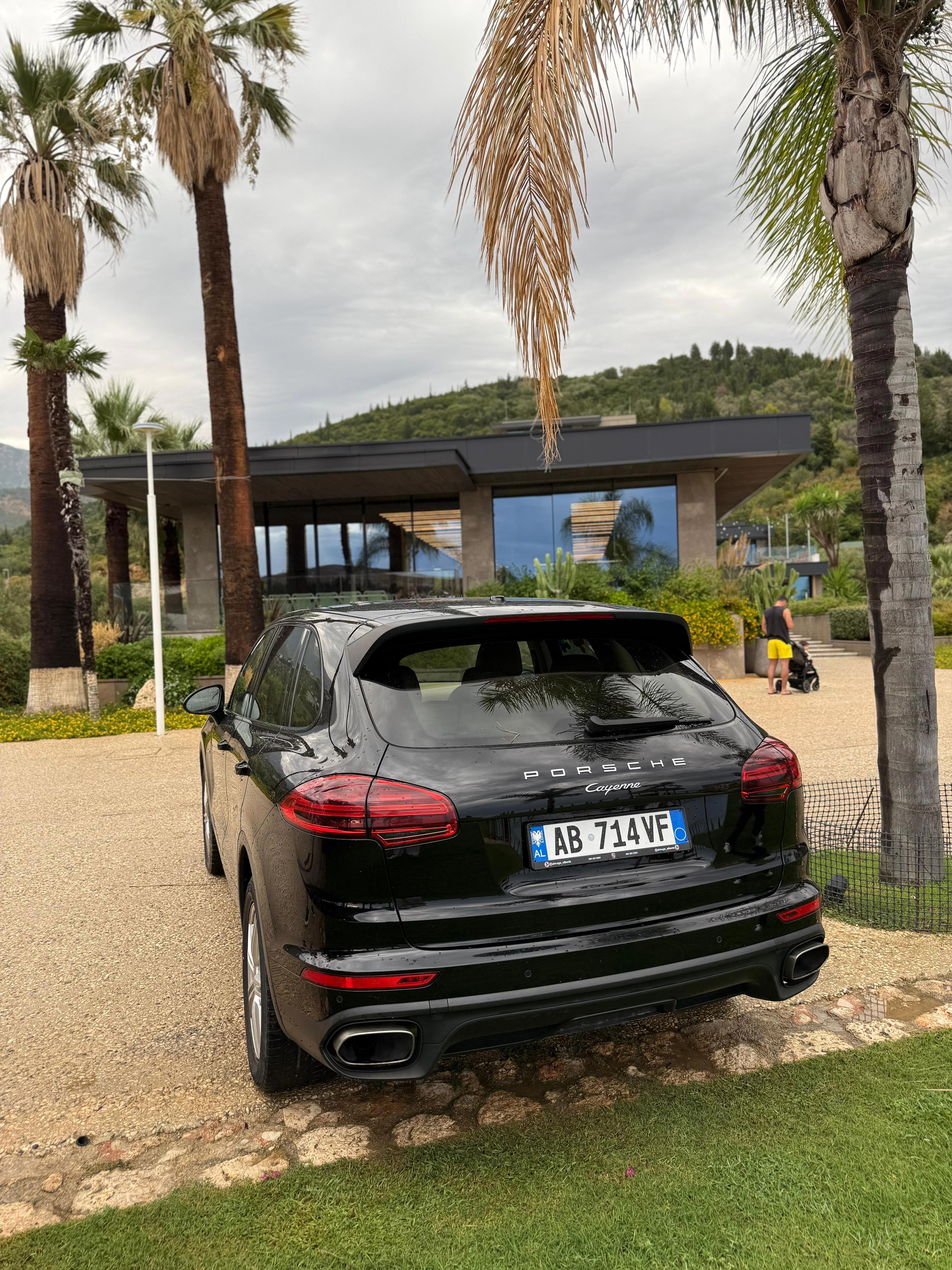 Porsche Cayenne - photo 4
