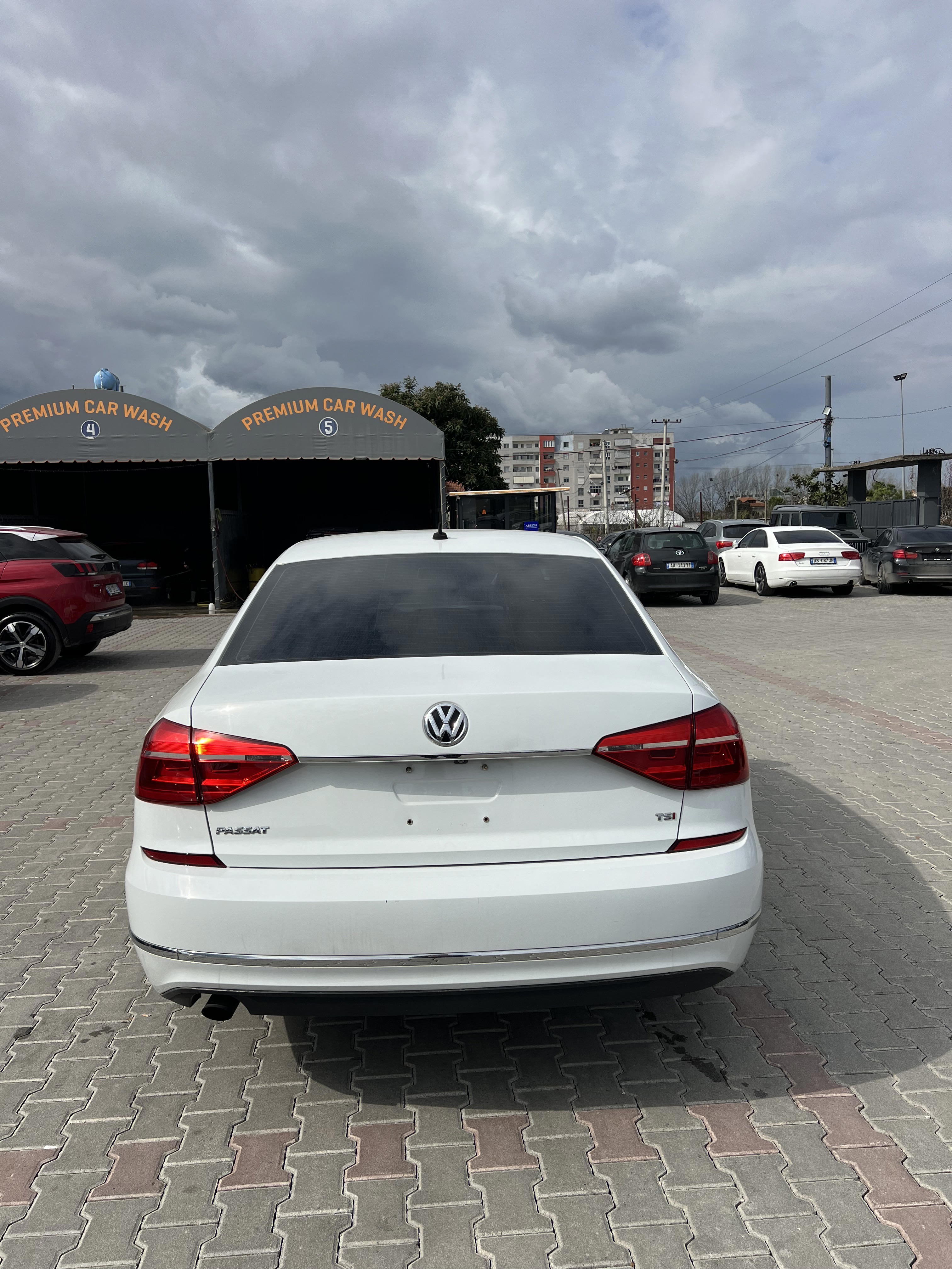 Volkswagen Passat - photo 4