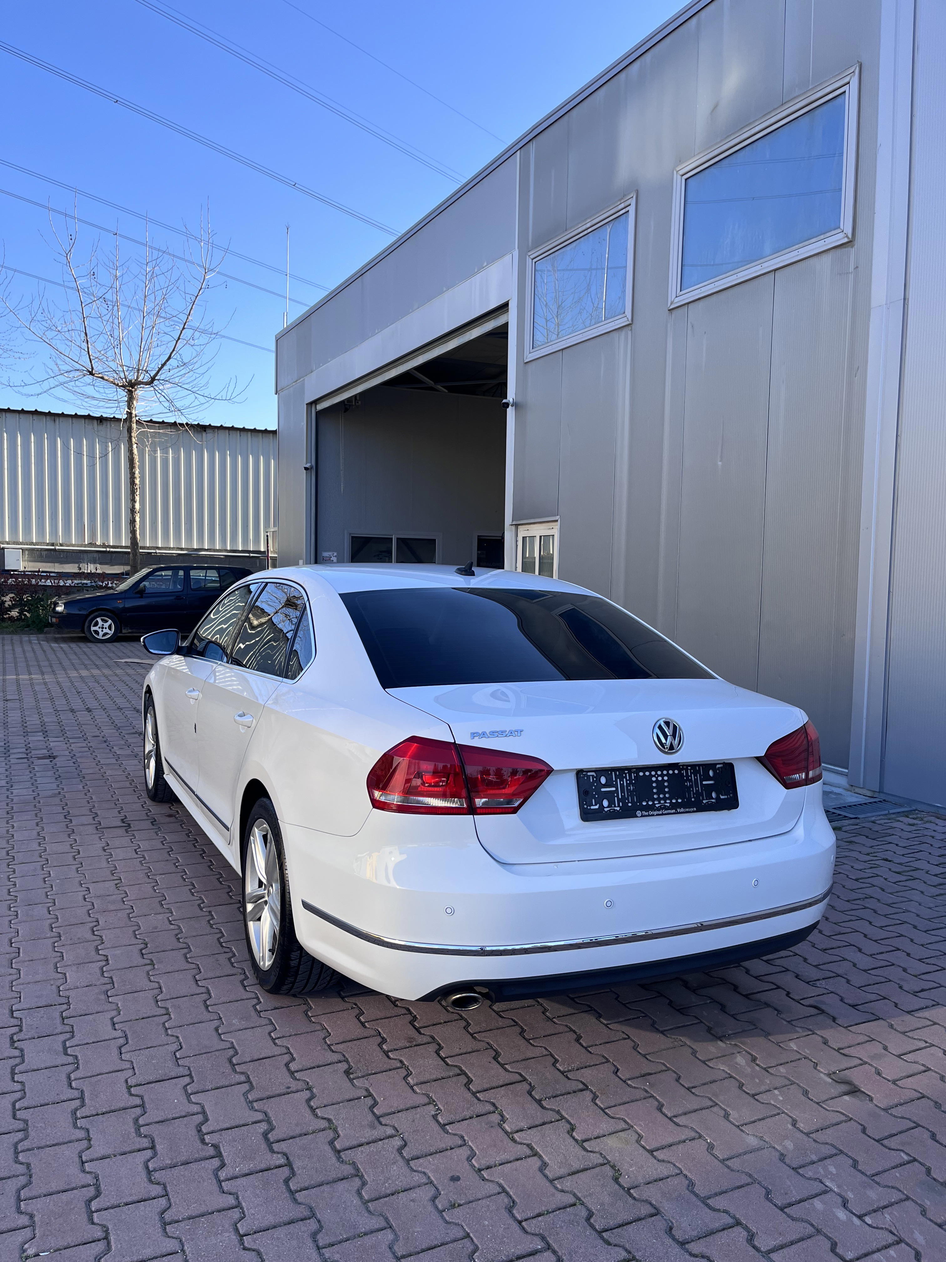 Volkswagen Passat - photo 4