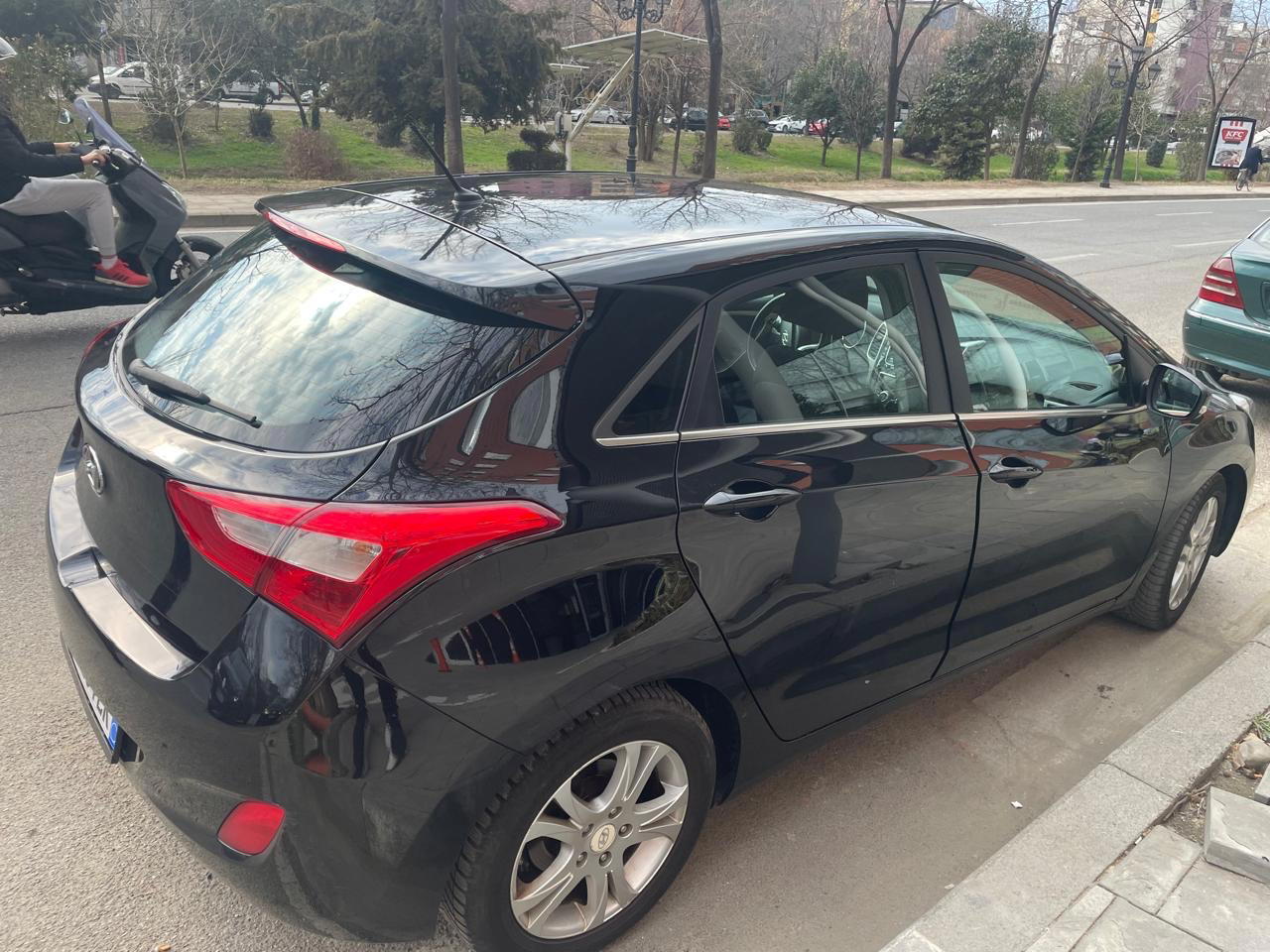Hyundai I30 - main photo