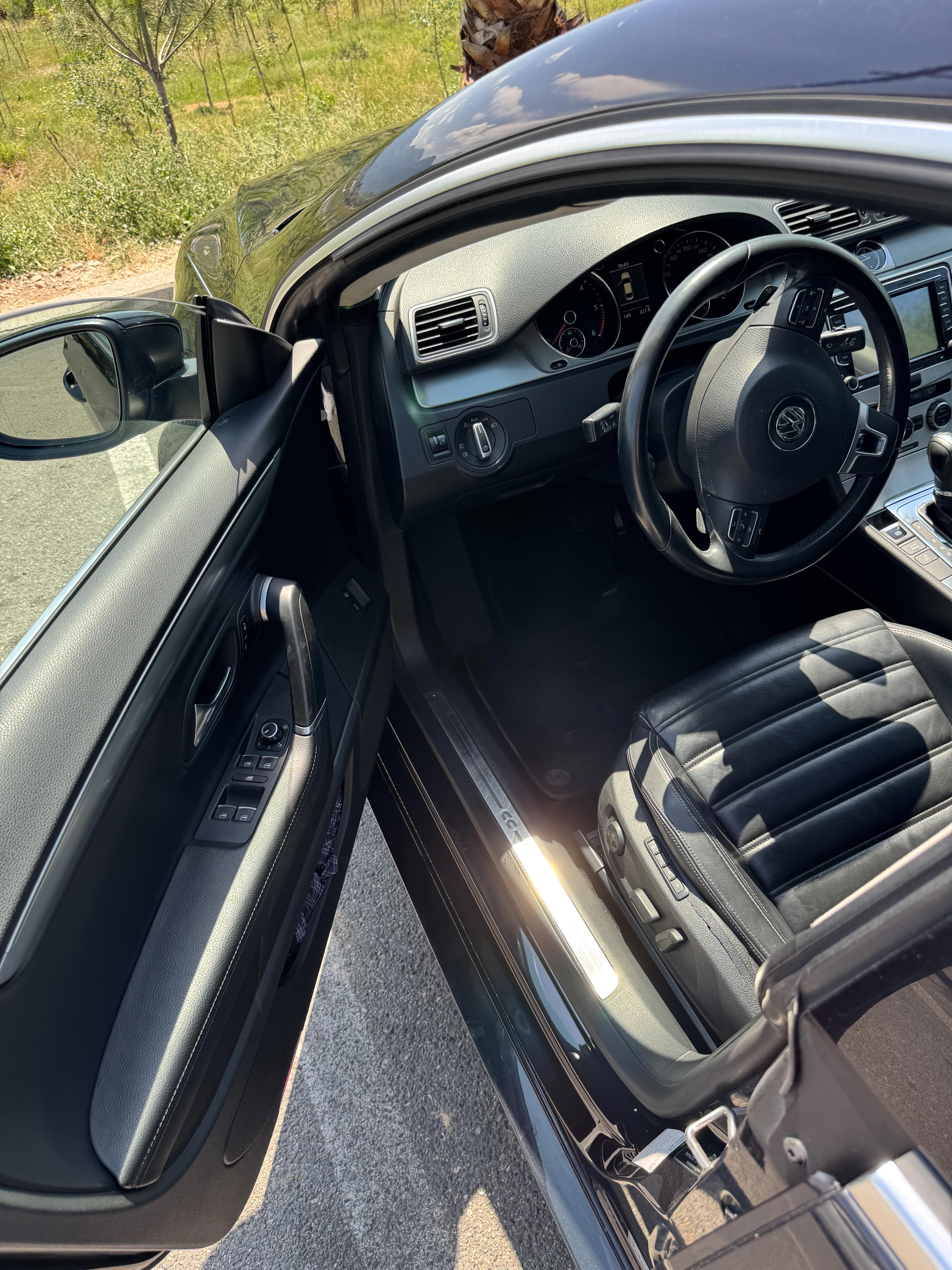 Volkswagen CC - photo 4