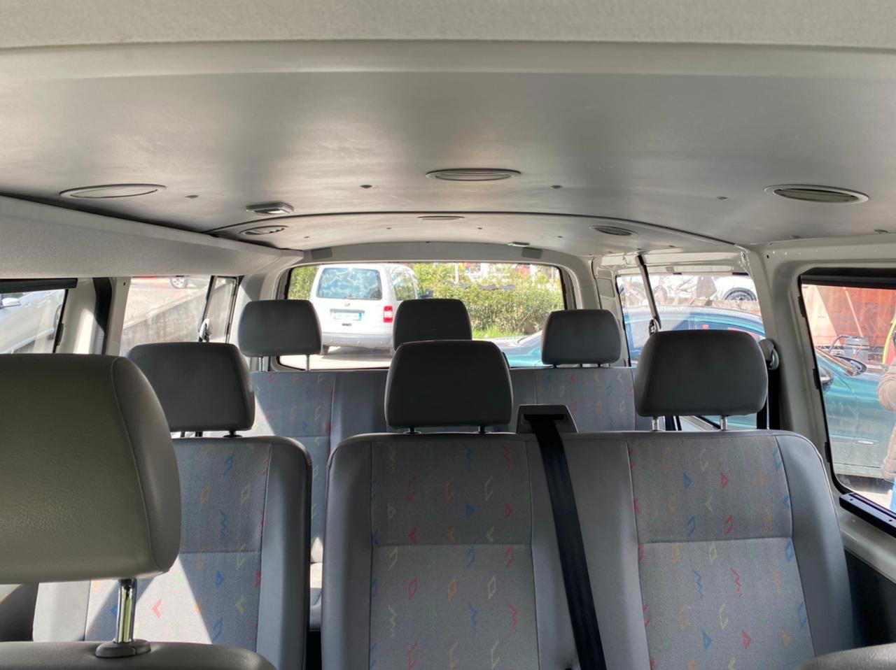 Volkswagen Transporter - photo 4