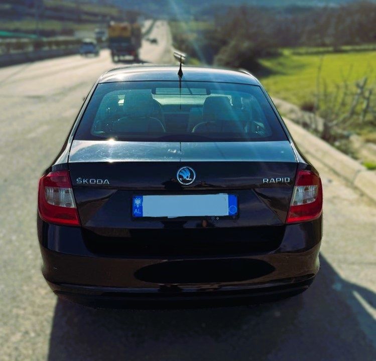 Skoda Octavia - main photo
