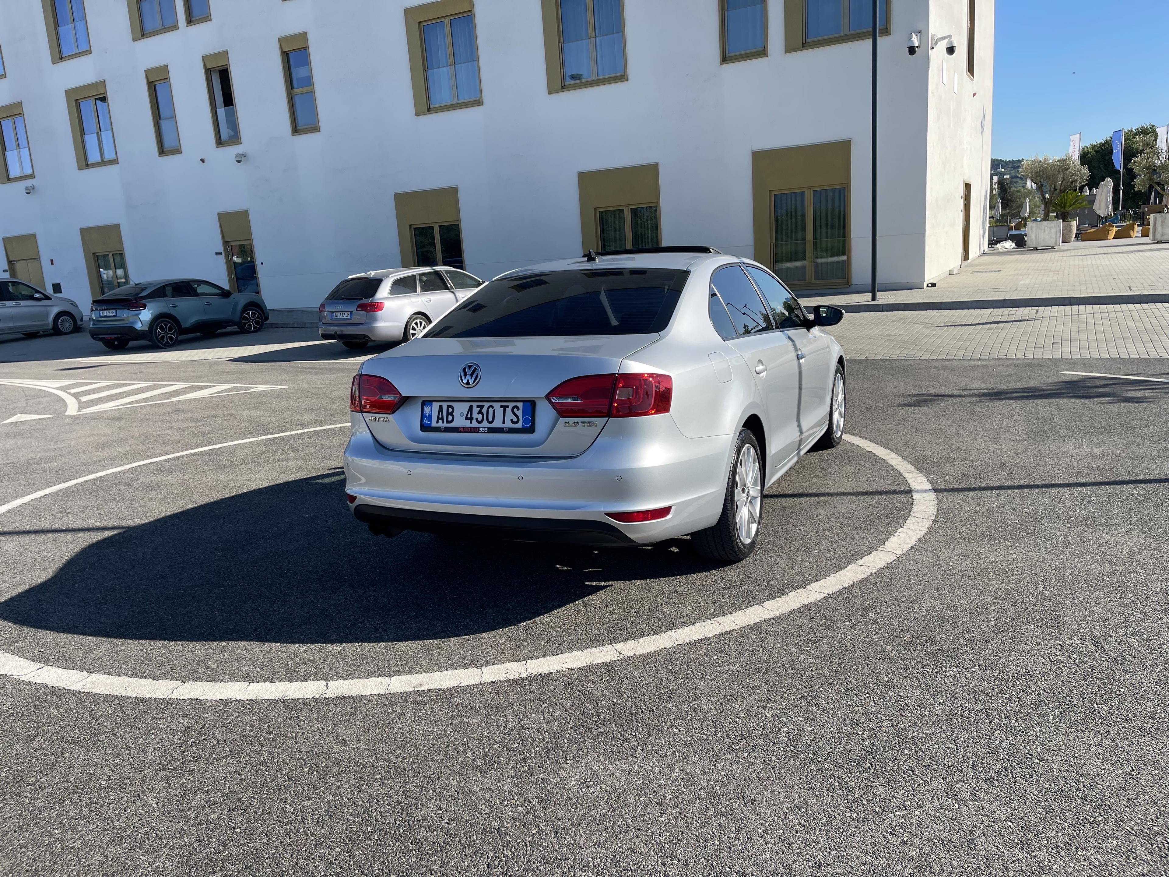 Volkswagen Jetta - photo 3