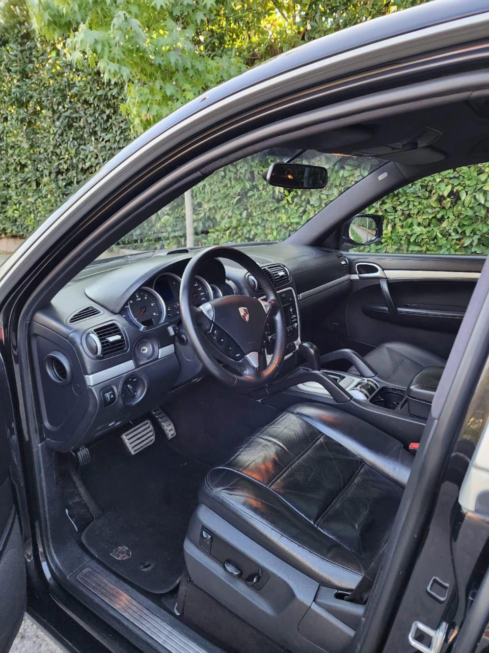 Porsche Cayenne - photo 3