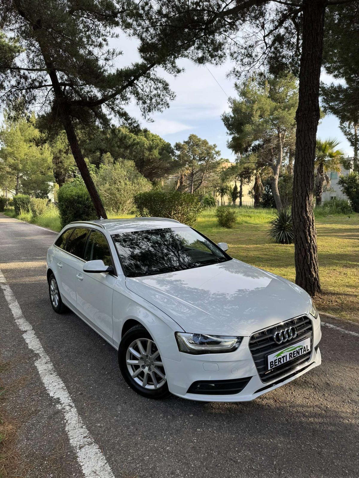 Audi A4 - side view